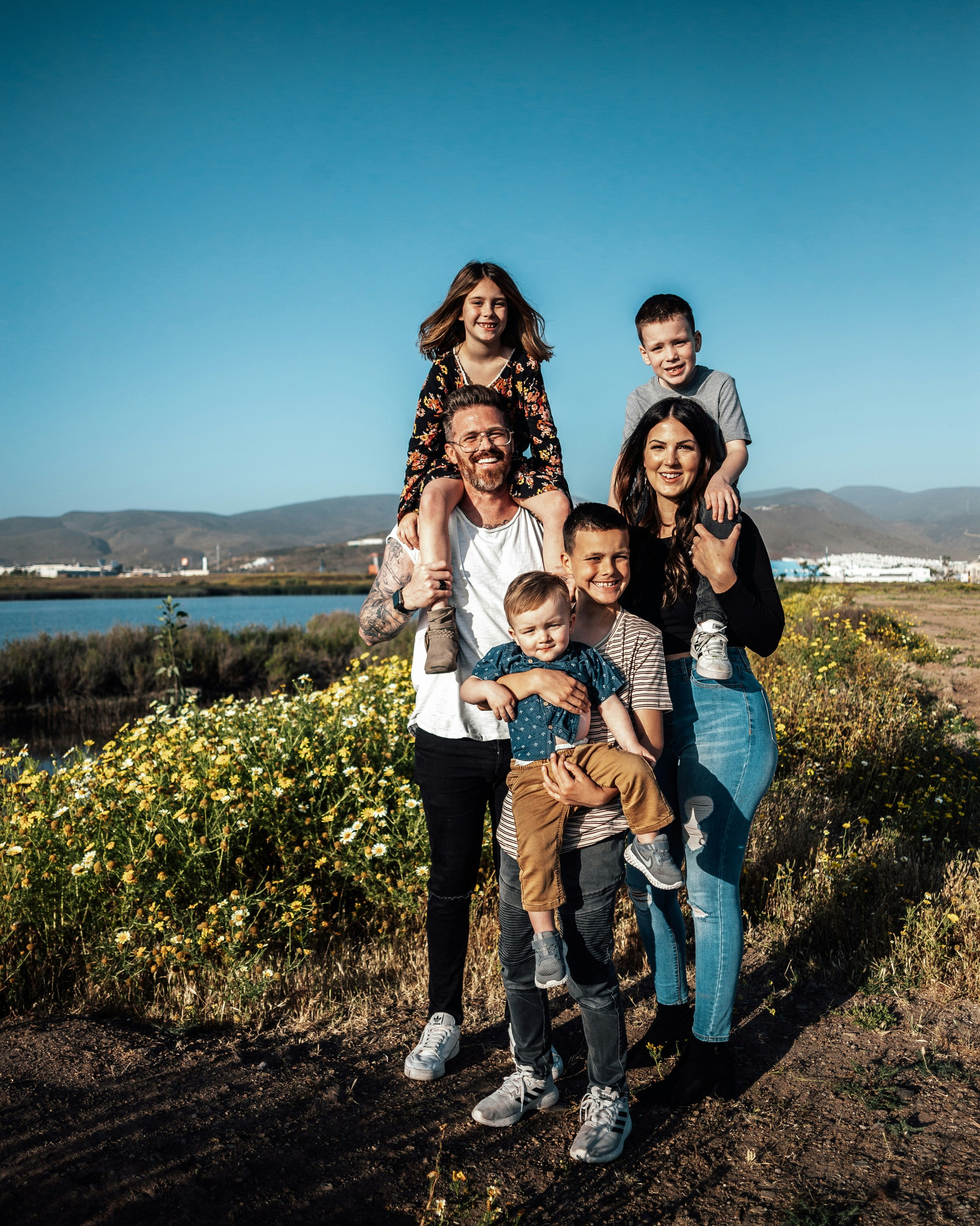 Family. Photographer | Naomi Maklin