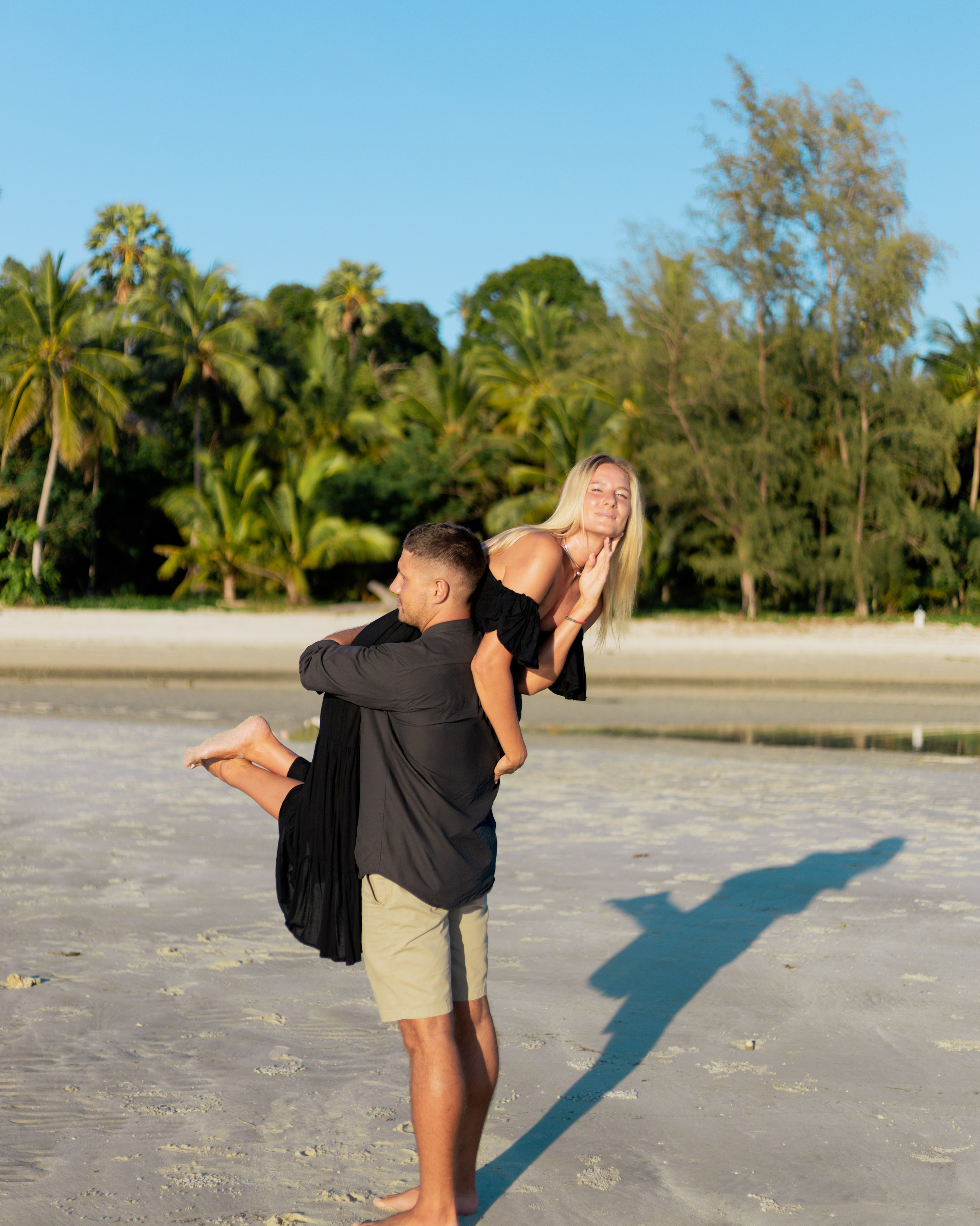 LOCATIONS. Photographer on Koh Samui Elena