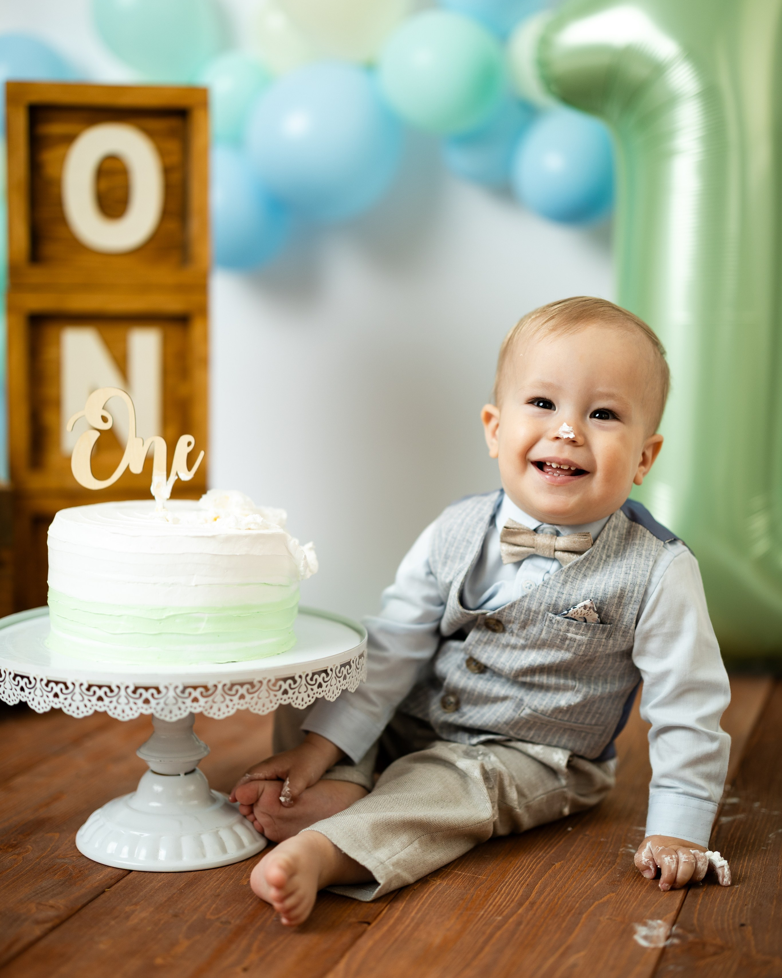 Cake Smash. Novorođenčad, Trudnice i Porodični fotogaf u Beču i Požarevcu Mihajlo Stević