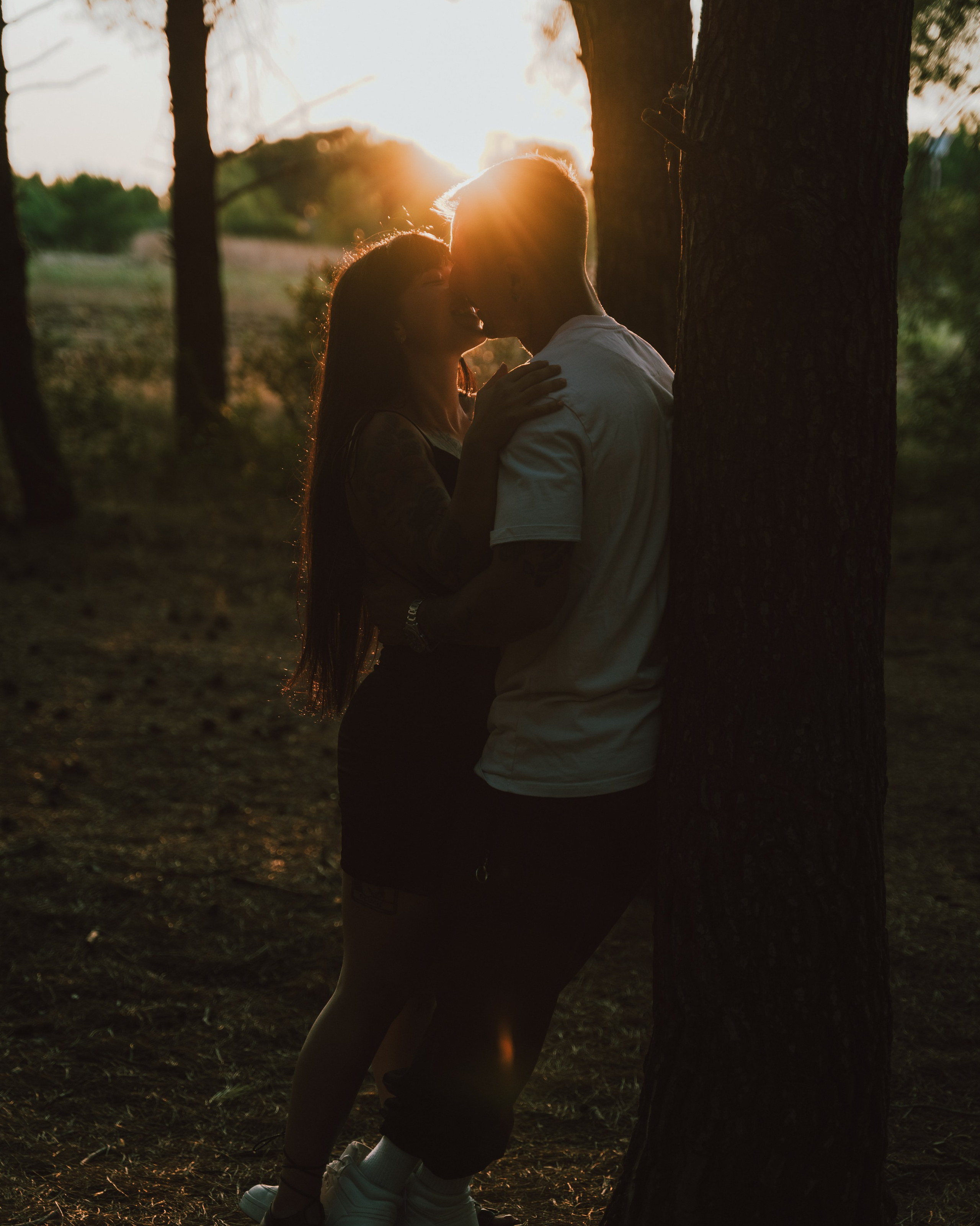 Man preparing for romantic marriage proposal at sunset, planning a surprise proposal in Verona