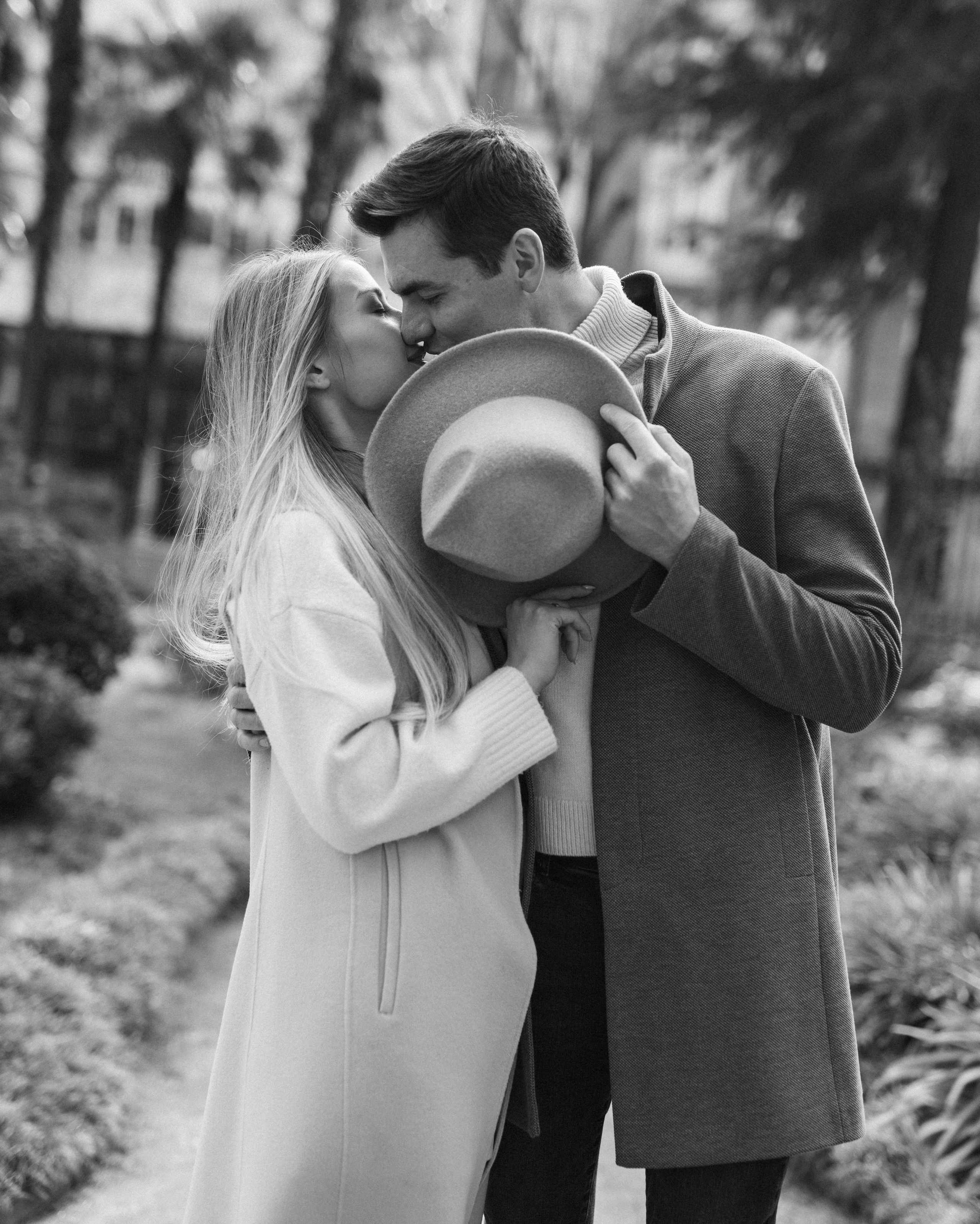 Couple Photoshoot in Madrid | Сandid Love Story Photographer
