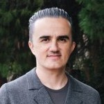 Ежегодник всемирной фотографии 2024. Миша Масленников. Документальная фотография. Одесса