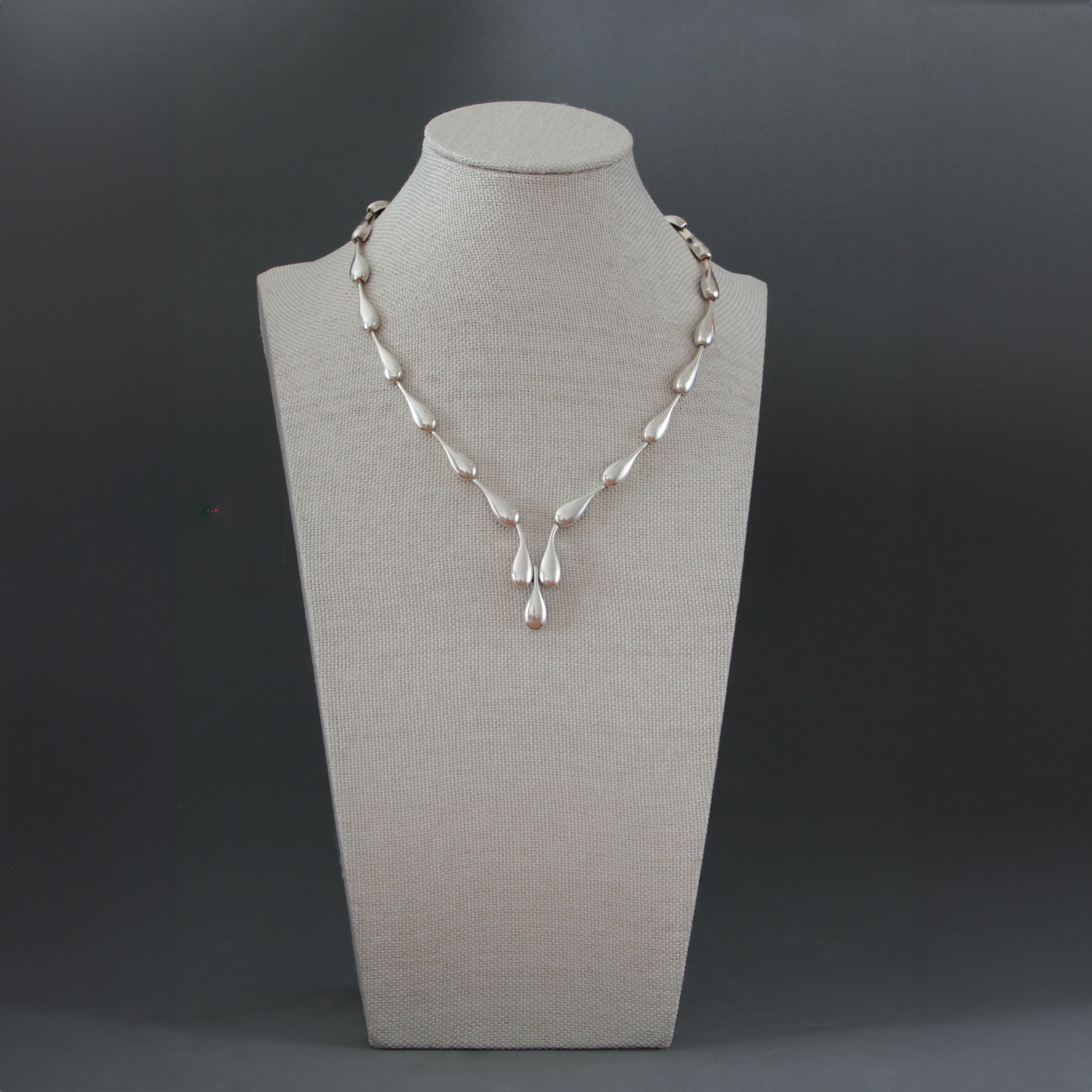 Vintage Jewelry Spain France. Современнные и актикварные украшения в Барселоне, Москве и Санкт-Петербурге