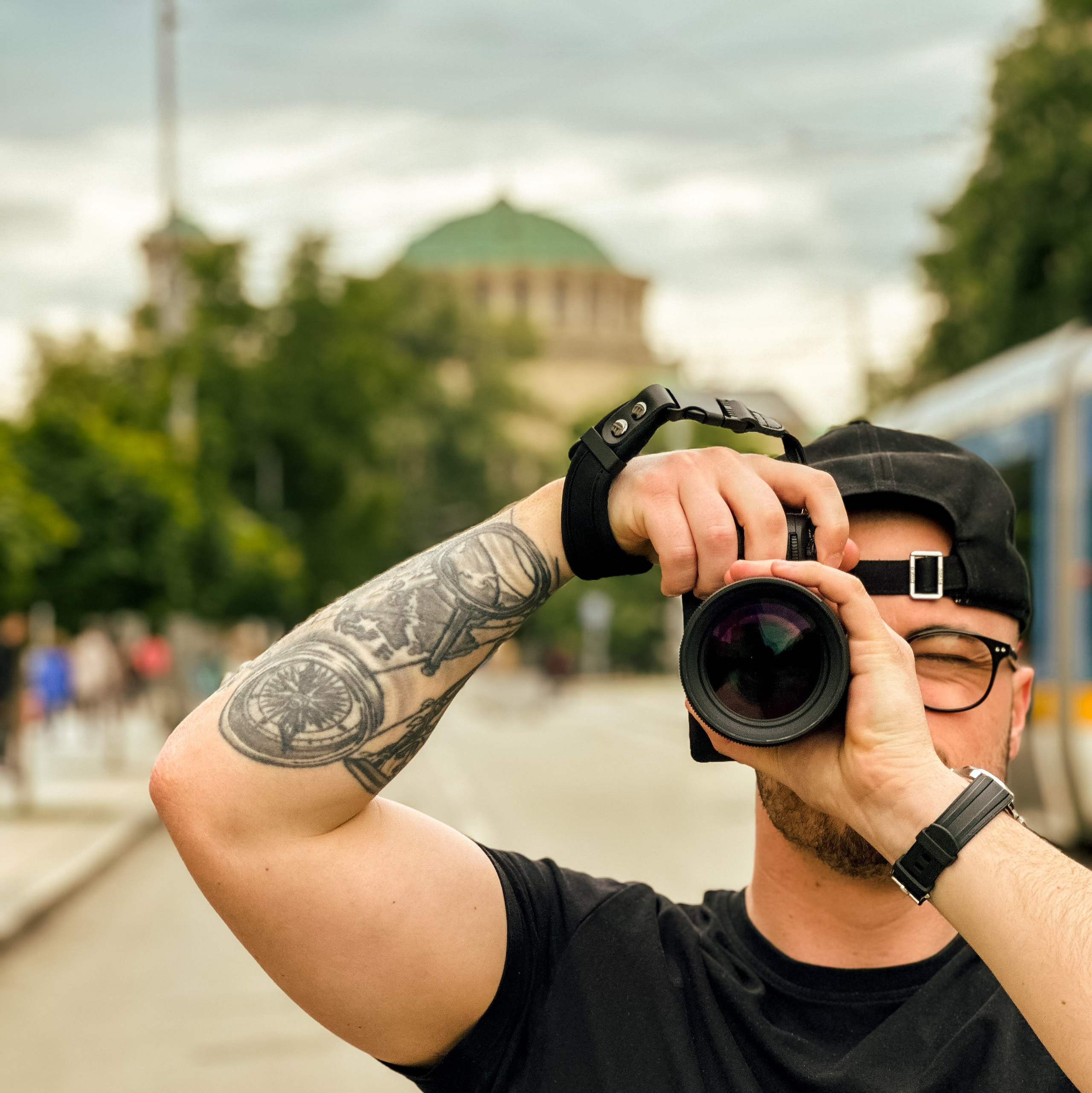 Contact. Ryan Hewitt Photographer