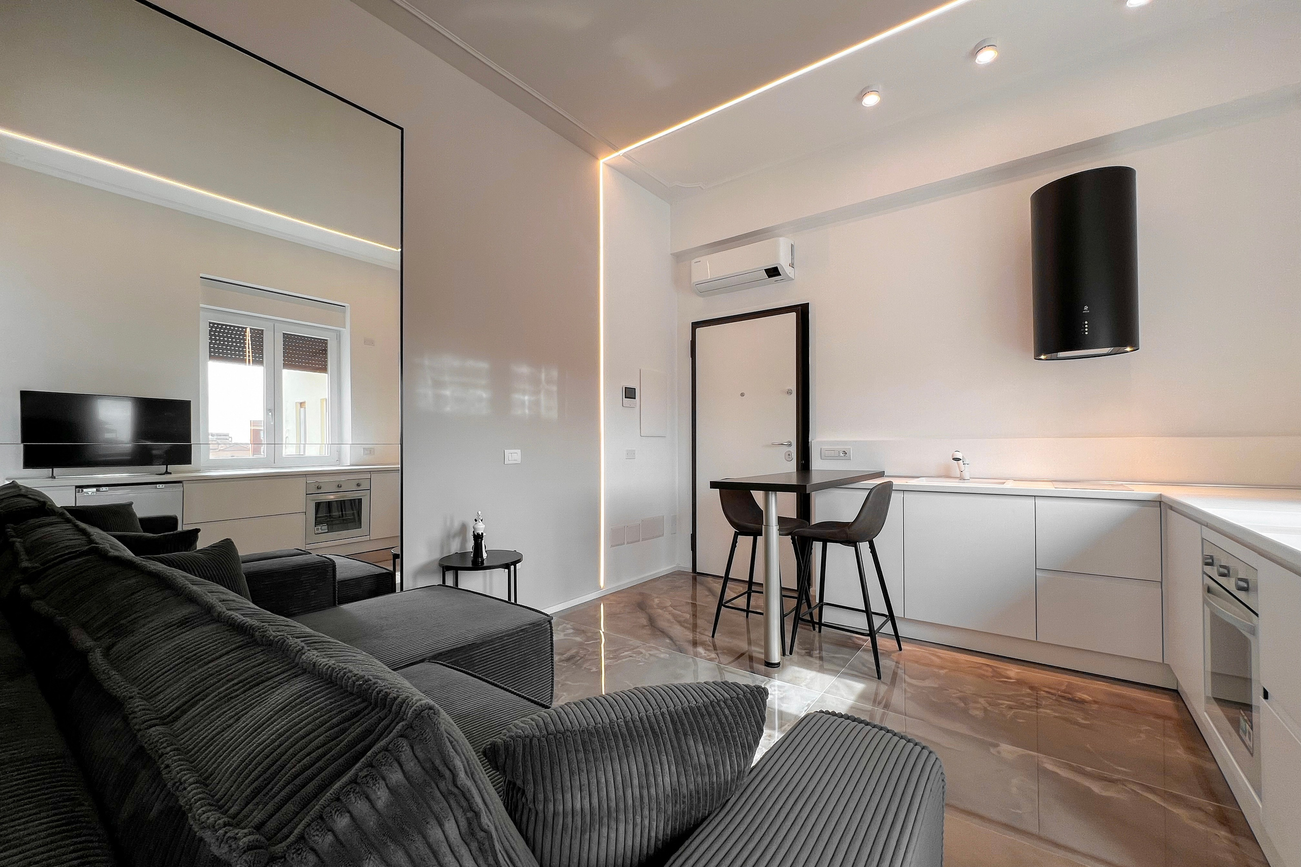 Eugenia Murru. Fotografa d’interni in Sardegna specializzata in case vacanza, affitti brevi. Foto naturali per Airbnb, Immobiliare in 48 ore