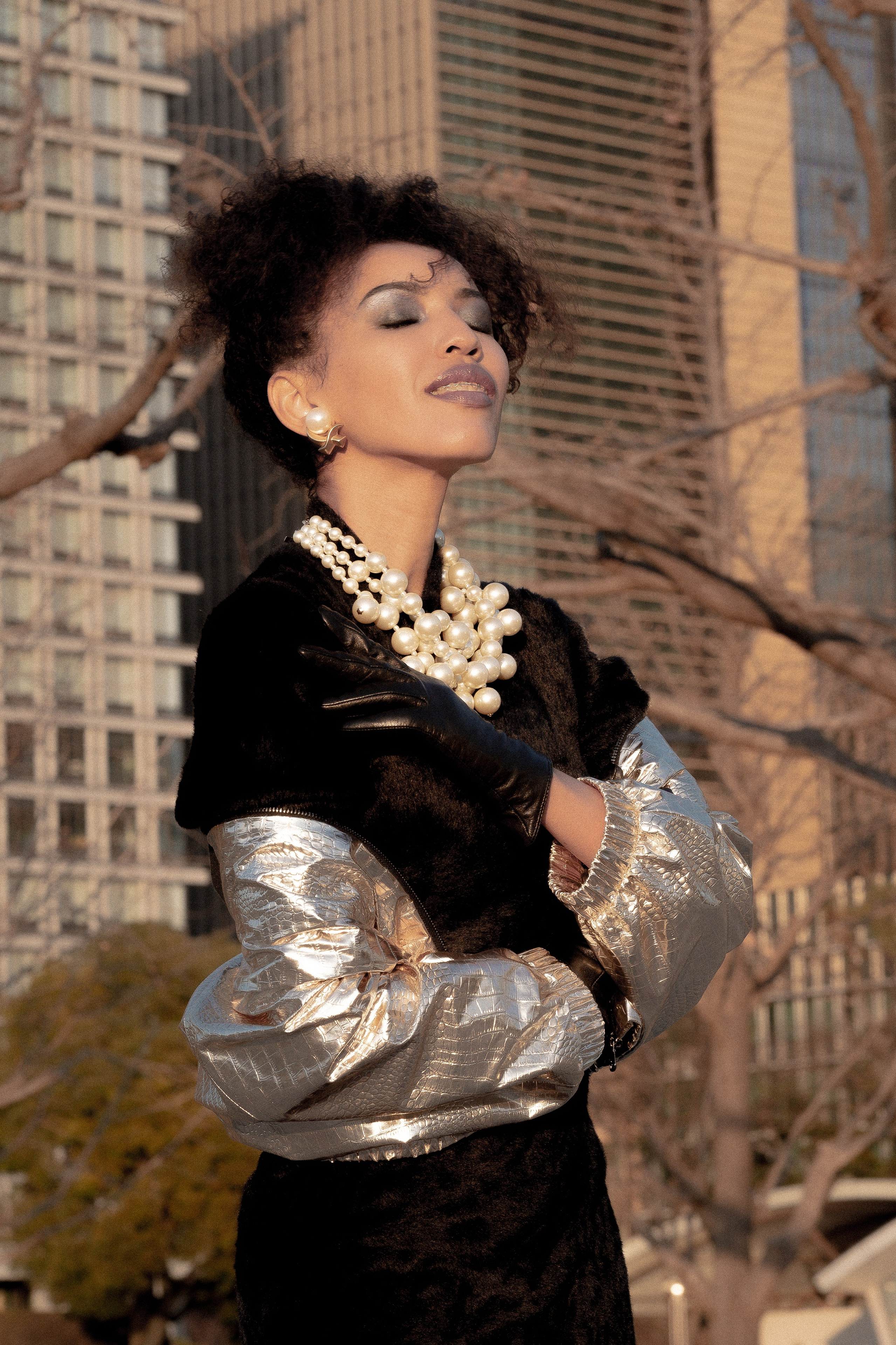 PRICE. Anna Miyauchi