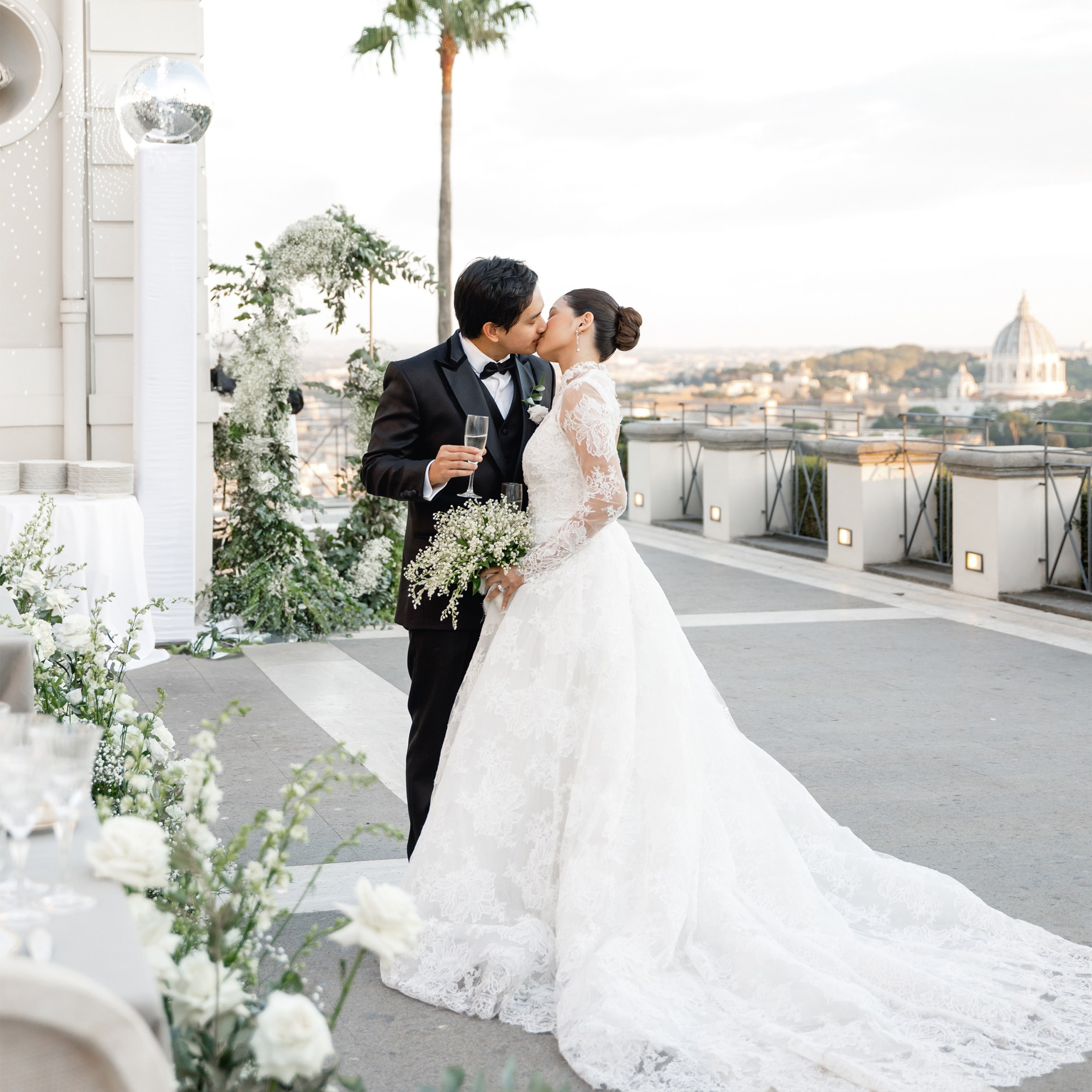 Wedding photographer Italy Rome, Tuscany, Lake Como, Sicily, Puglia. Wedding Photographer Rome Tuscany Como Sicily Puglia Amalfy Italy- Oksana Savenchuk