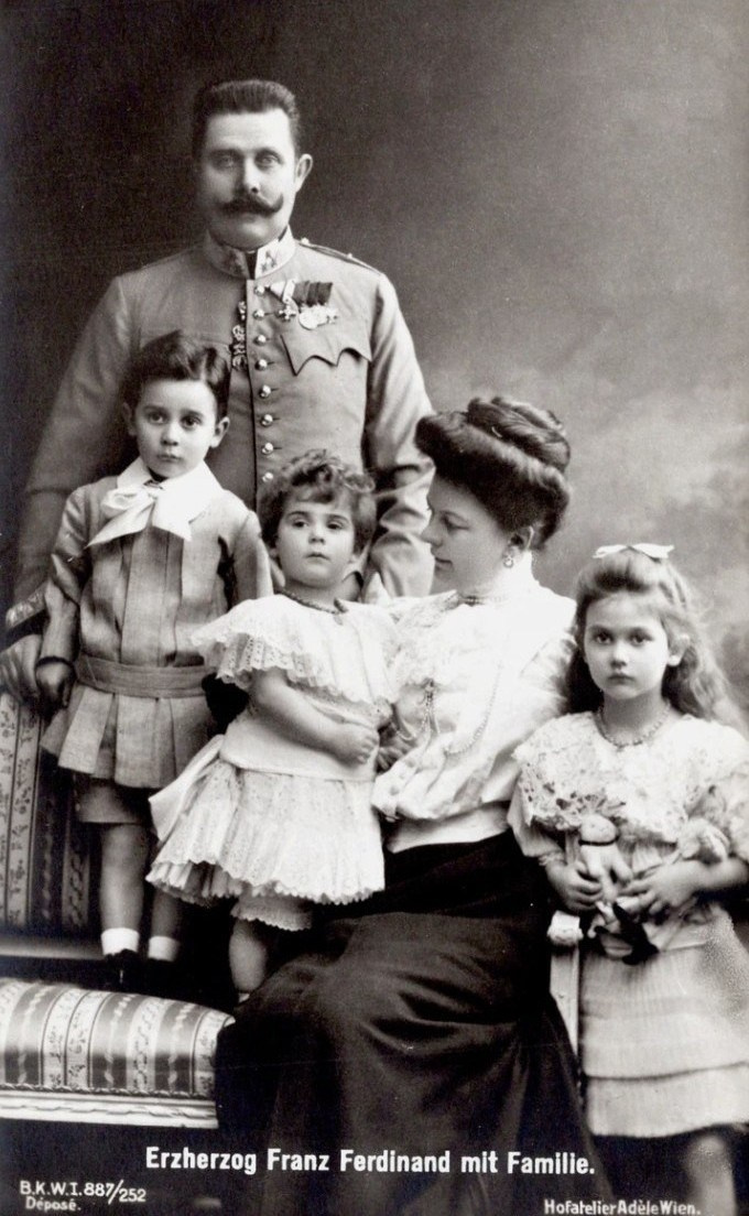 Старинная открытка: принцесса София Гогенберг. Фотограф, любитель винтажа, коллекционер винтажных открыток и создатель историй на пересечении прошлого и личного. Ирина Дайнакова