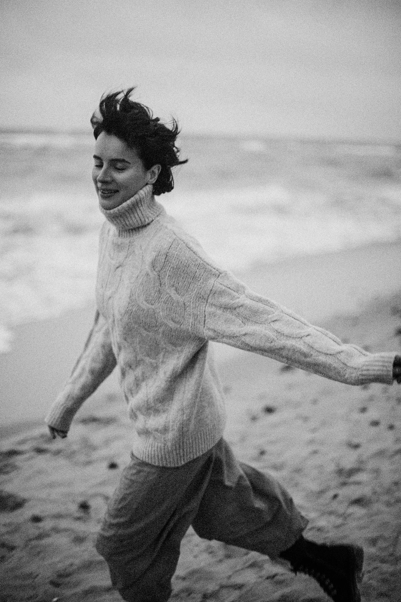 Контакты. Фотограф Мила Ромашкина