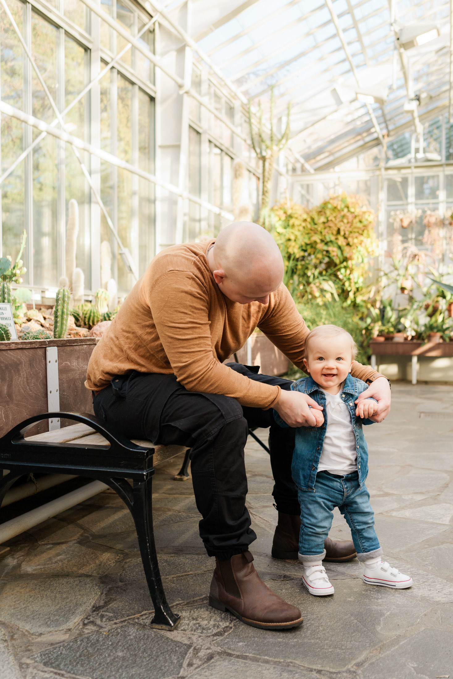 1-vuotiskuvaus Talvipuutarhassa