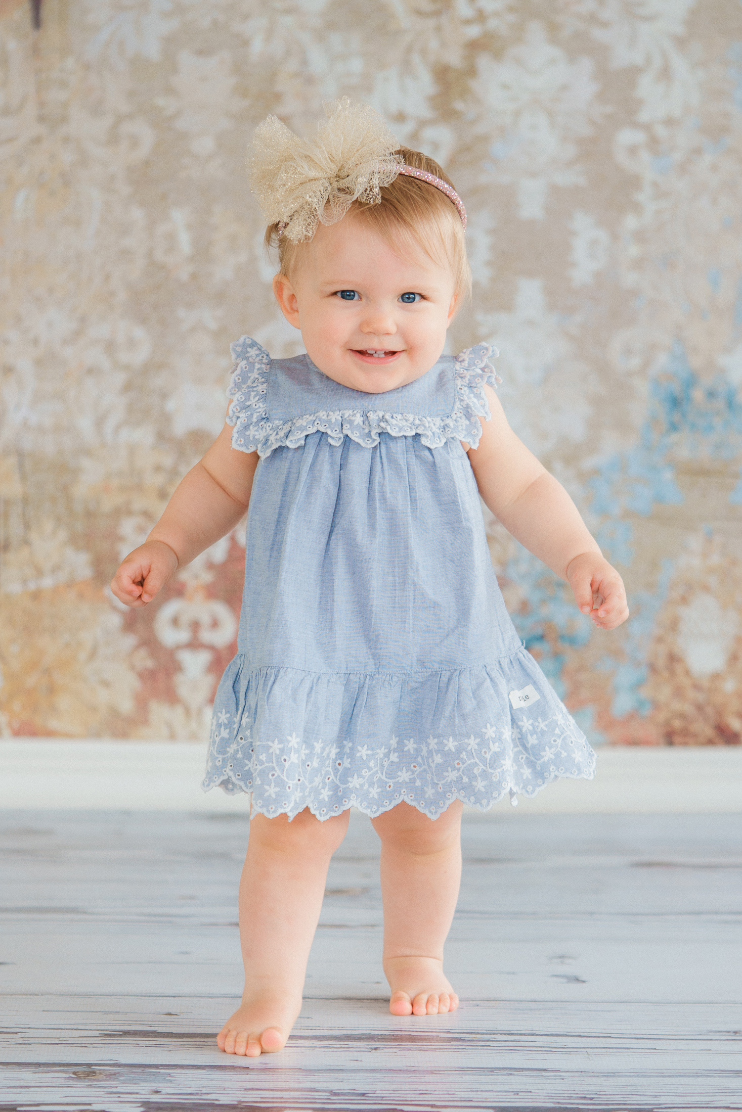 Perhekuvaus Helsingissä studiossa + kakun tuhoaminen