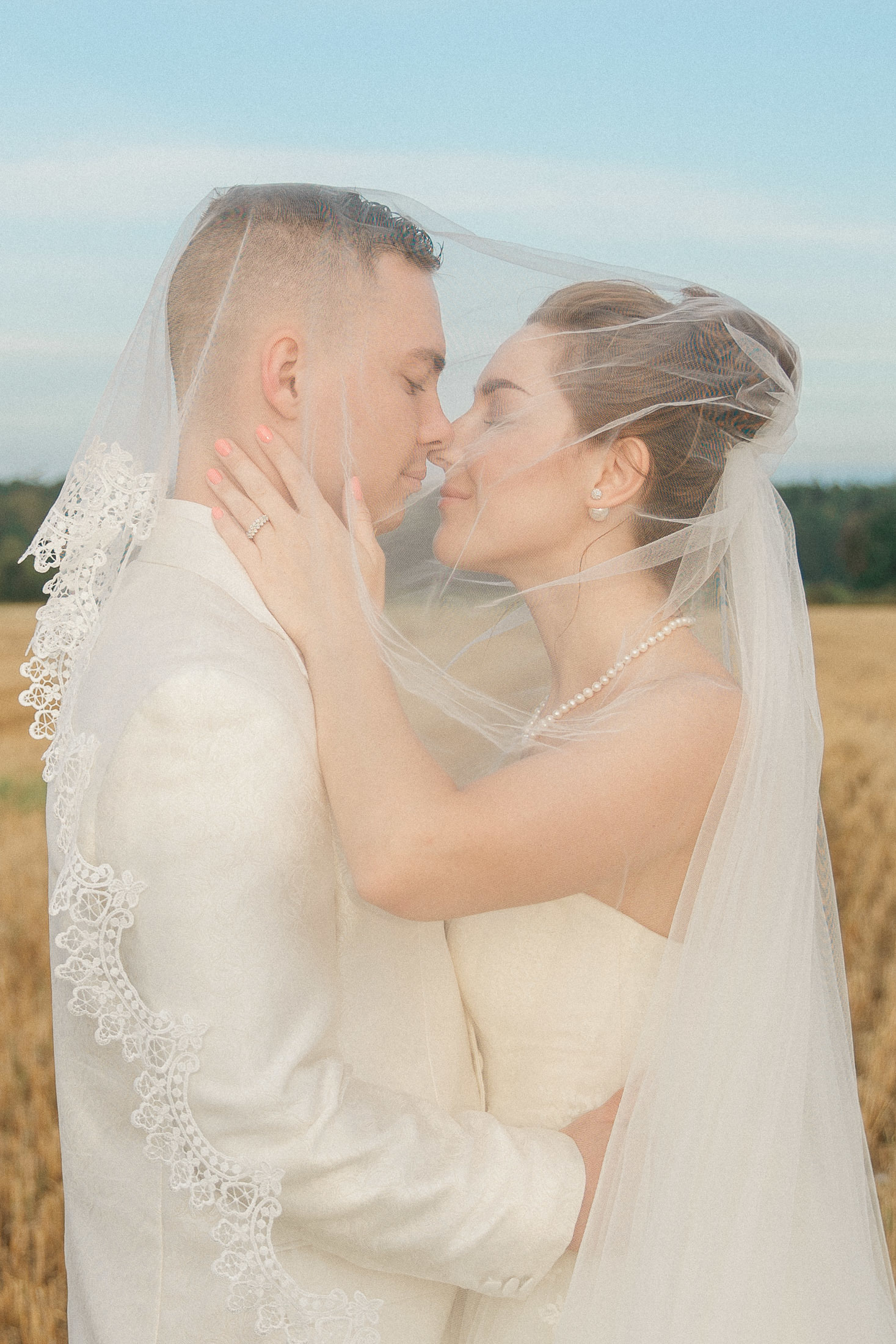 Viralliset hääpotretit helsinki