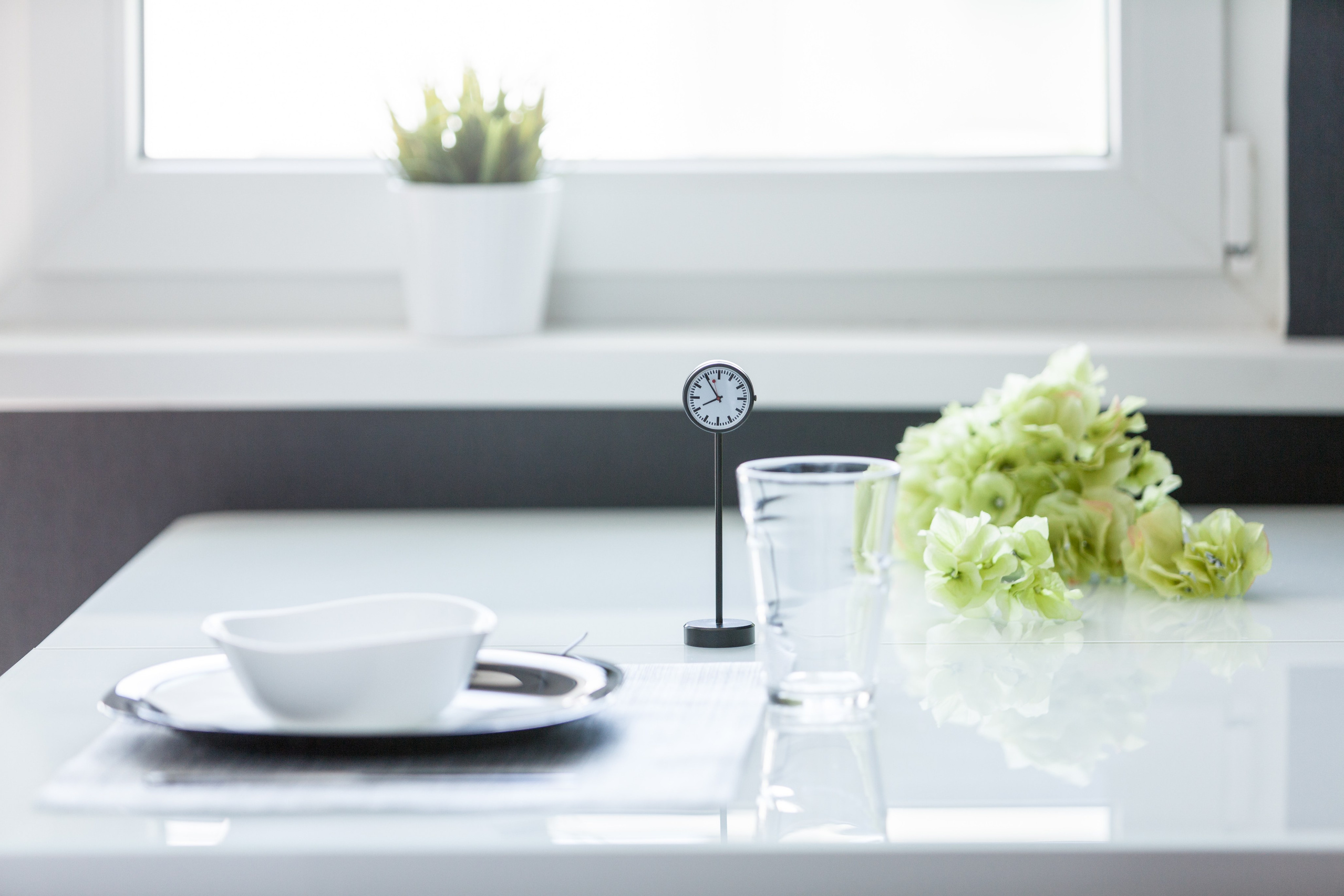 CONTACTS. Create the space of your dreams in Florida