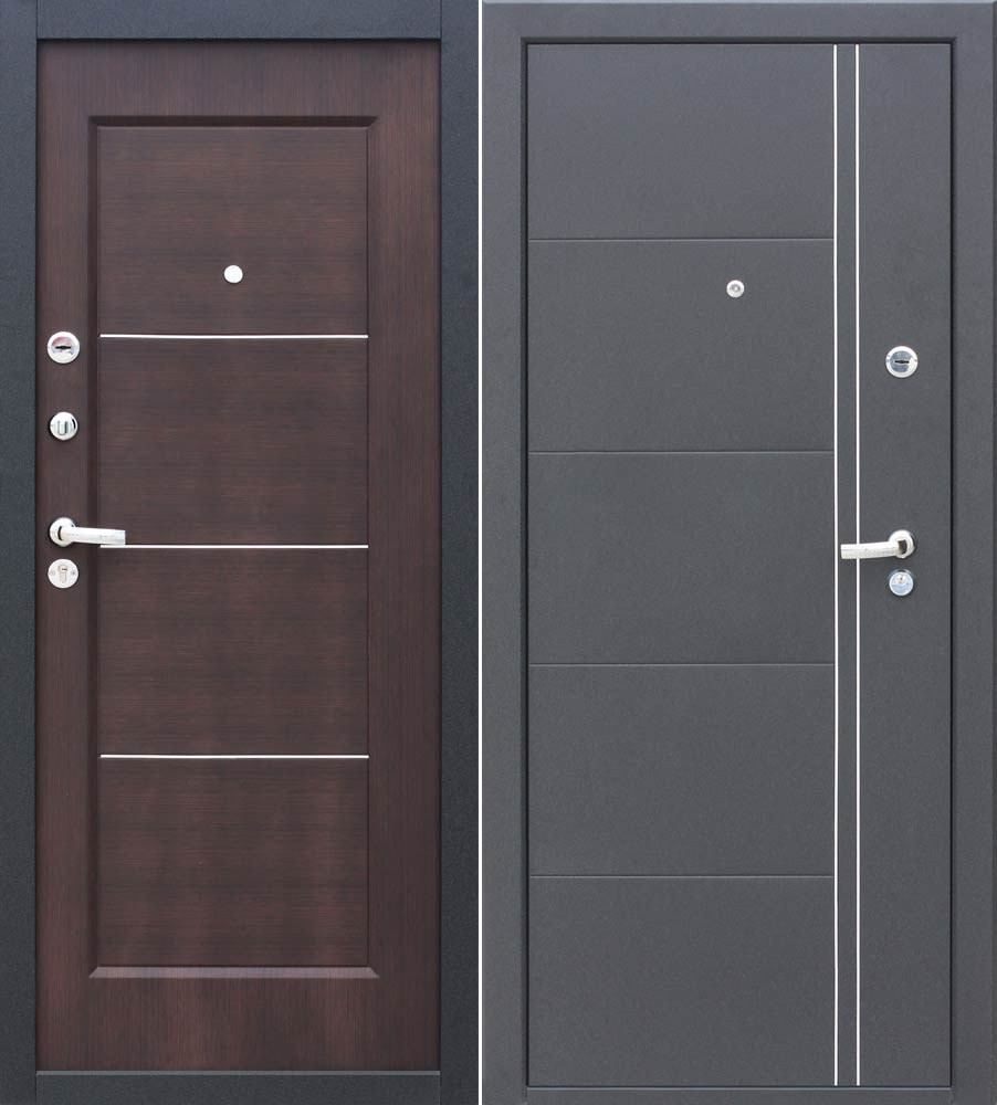 Металлическая входная дверь Ferum Venge. Слева - вид изнутри, справа - с улицы.