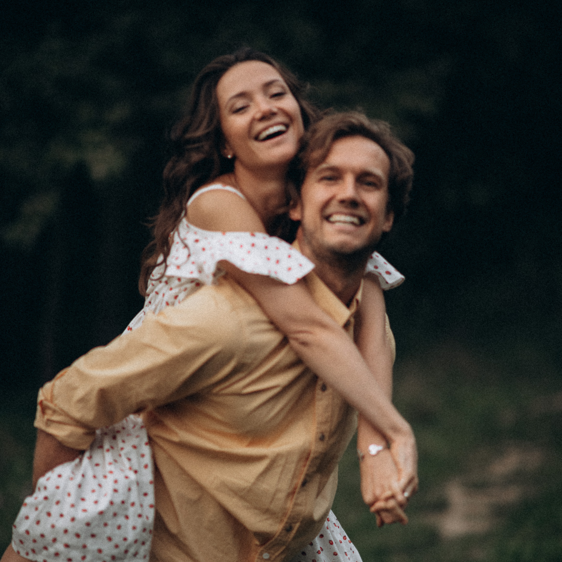 Wedding and Elopement photography. Wedding & Family photographer in County Donegal and Dublin, Ireland