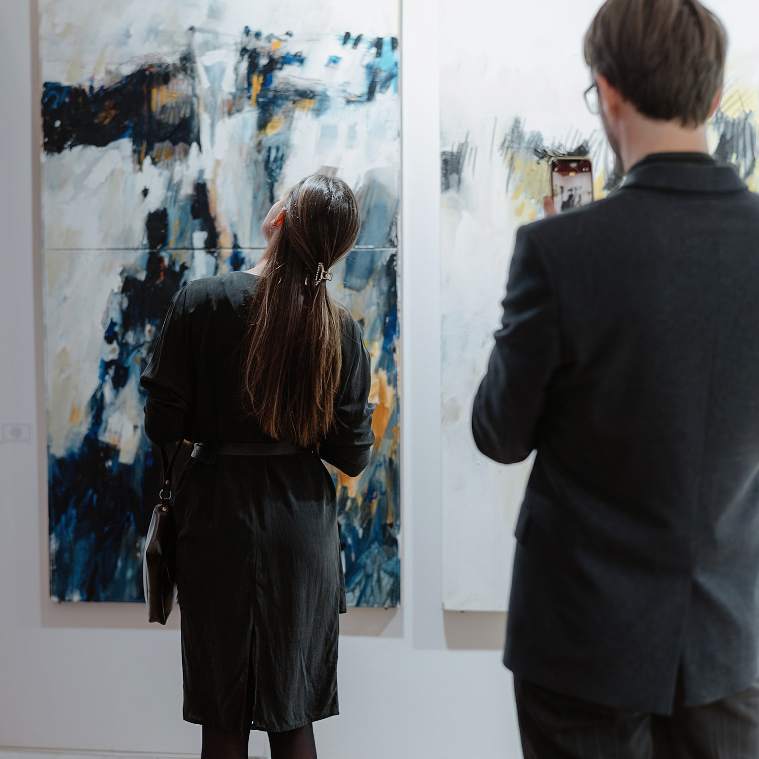 Oil painting, acrylic painting and art. Dana Lišková — Empathetic Photographer | Introspective Artist |Neurodivergent Coach | Founder of Artepy.cz