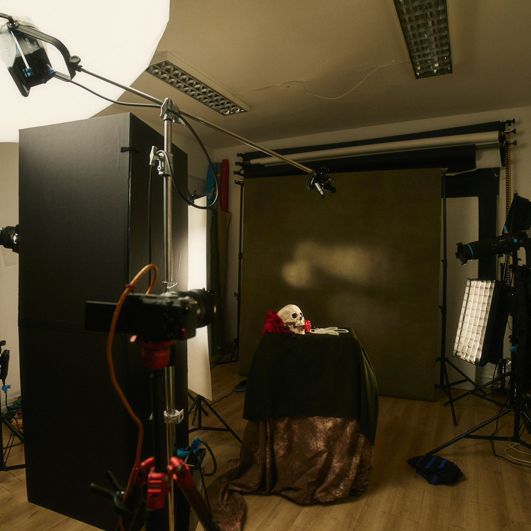 Education. Fineart photographer and Visual Artist in Santiago Chile - Ronny Garcia