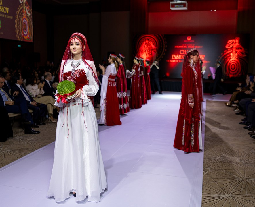 BIG Model Agency. “Dare to Be Famous”