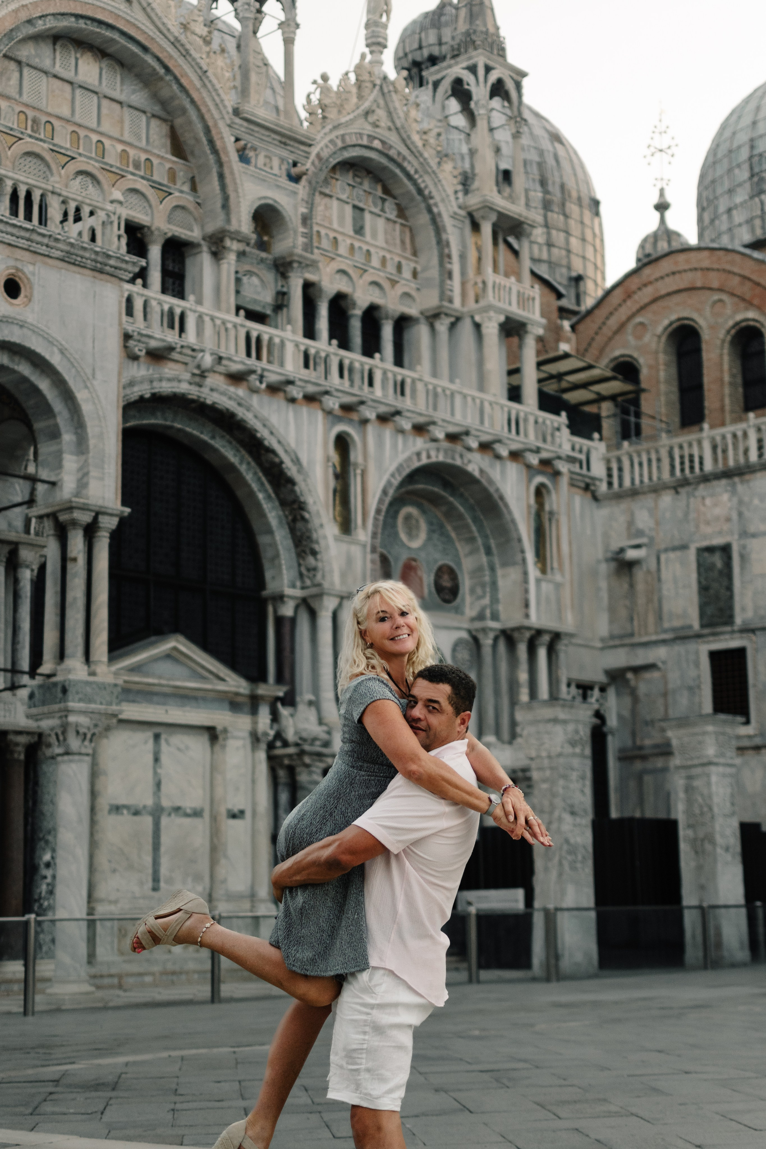 Gerald and Cecilia. Photographer in Venice, Italy. Yana Zotova