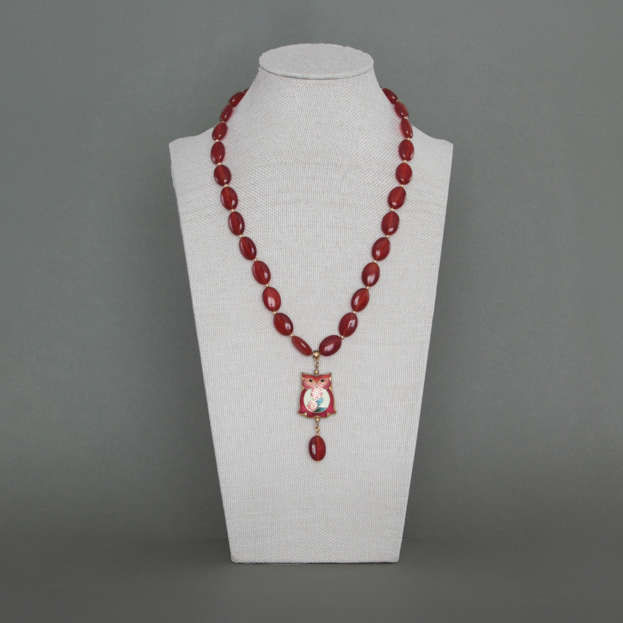 Modern Jewelry. Современнные и актикварные украшения в Барселоне, Москве и Санкт-Петербурге