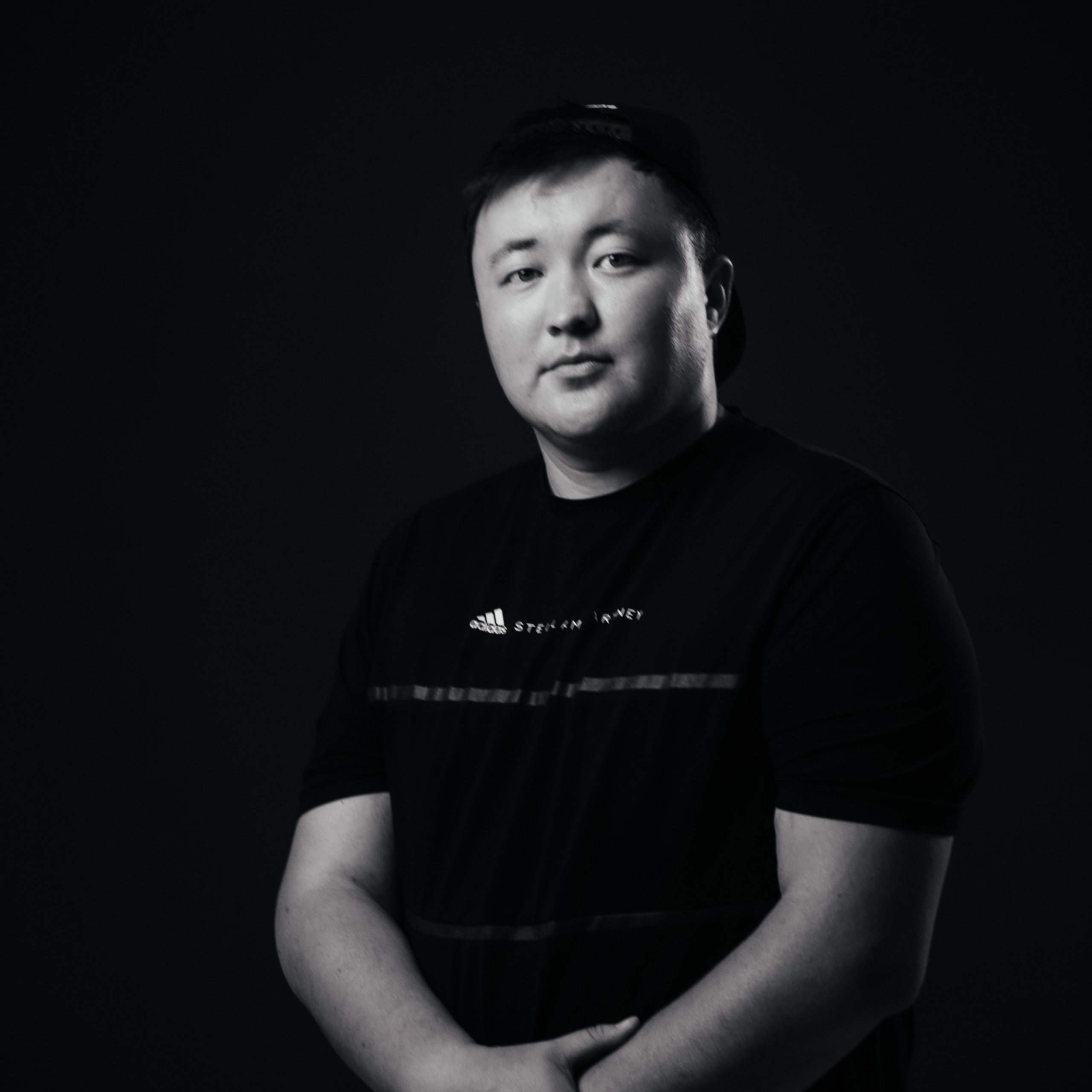 Обо мне. Свадебный LOVE STORY Семейный фотограф в Бишкеке Тилек Жантаев