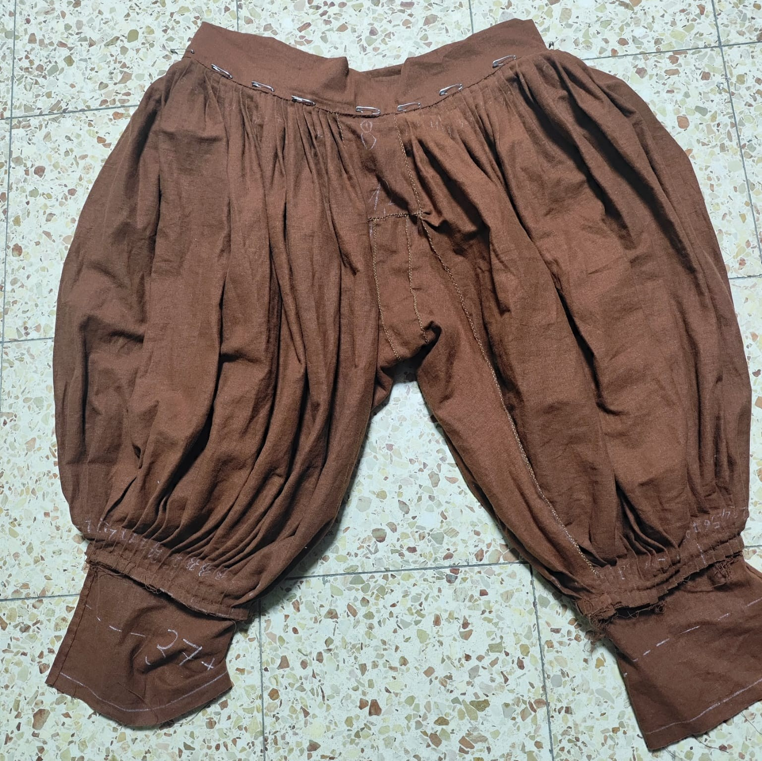 Шаровары из Хедебю — гайд по шитью исторических штанов | Нортман. КРиС «Нортман»