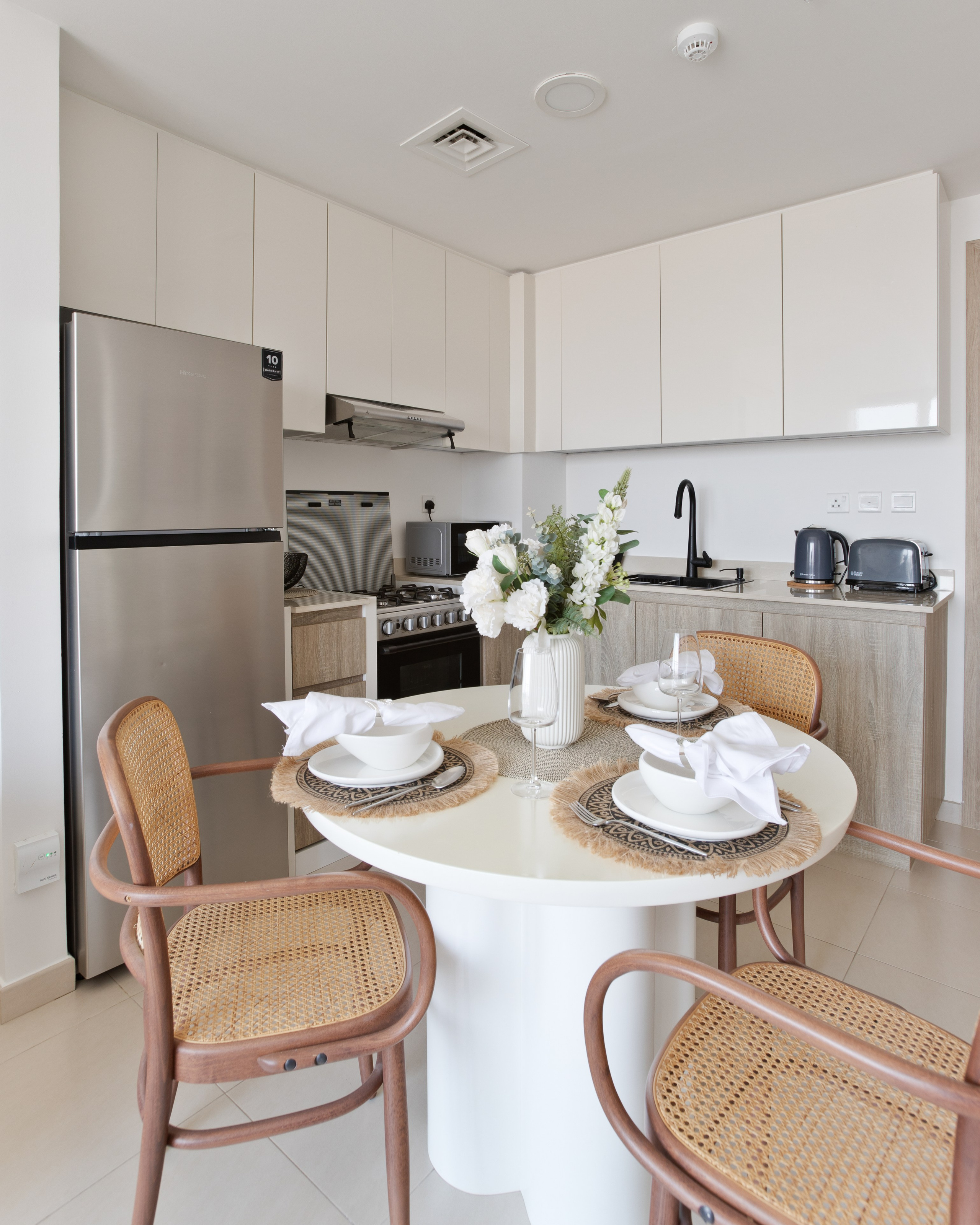 Samy Mar Boy │Portrait, Automotive and Real Estate Photographer