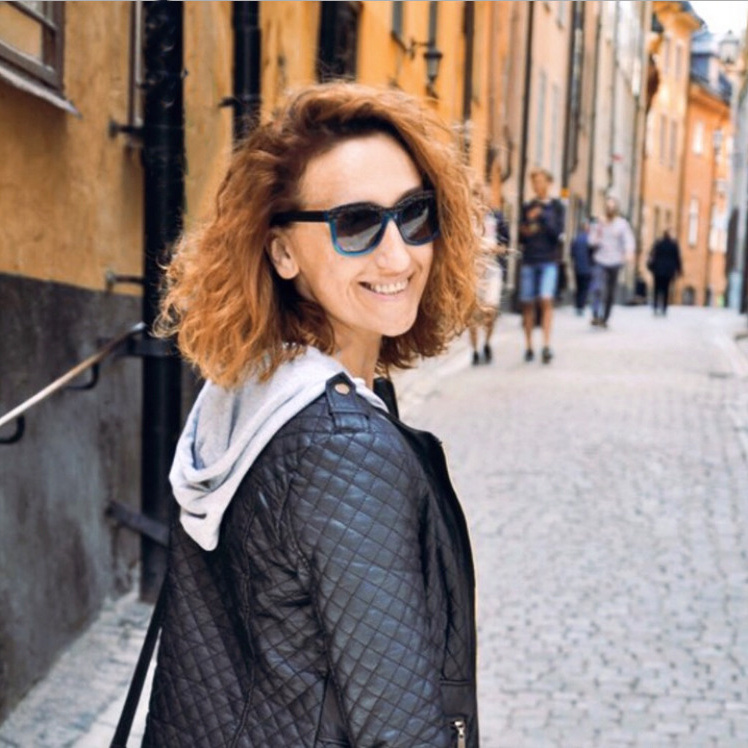 Family photographer in Stockholm Oksana Matviyiv