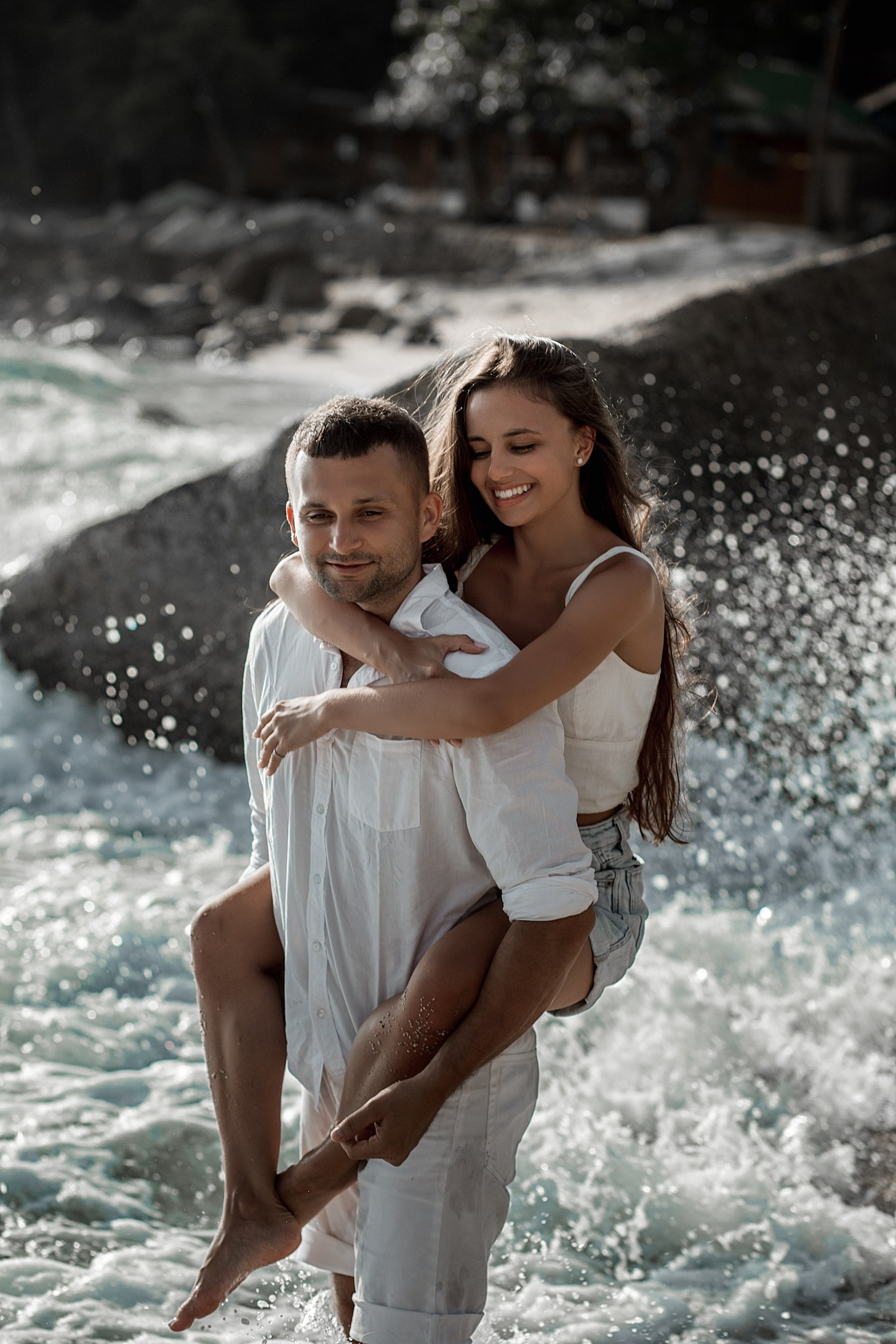 Family, wedding and portrait photographer on the island of Phuket