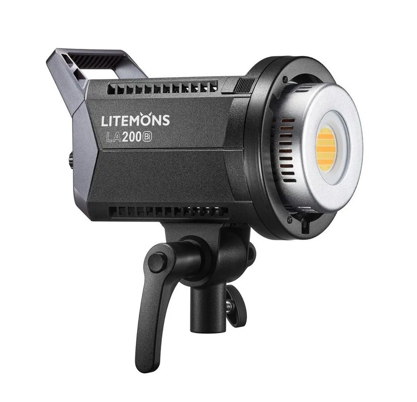 Vybavenie. 24 PHOTOSTUDIO