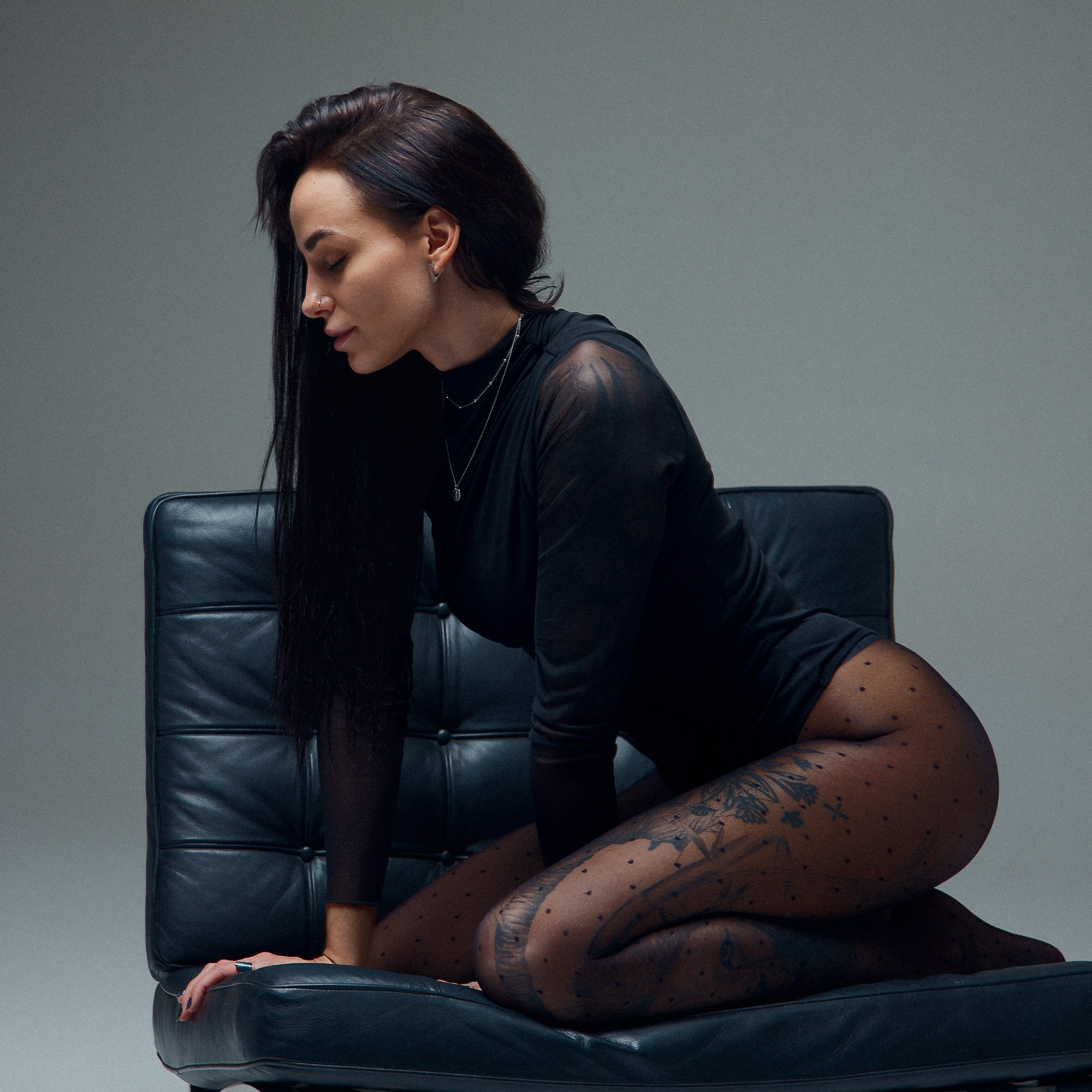 PASLAUGOS IR KAINOS. Profesionalus fotografas Vilniuje. Asmeninės ir šeimos fotosesijos, vestuvių, krikštynų bei renginių fotografavimas, produktų fotografija