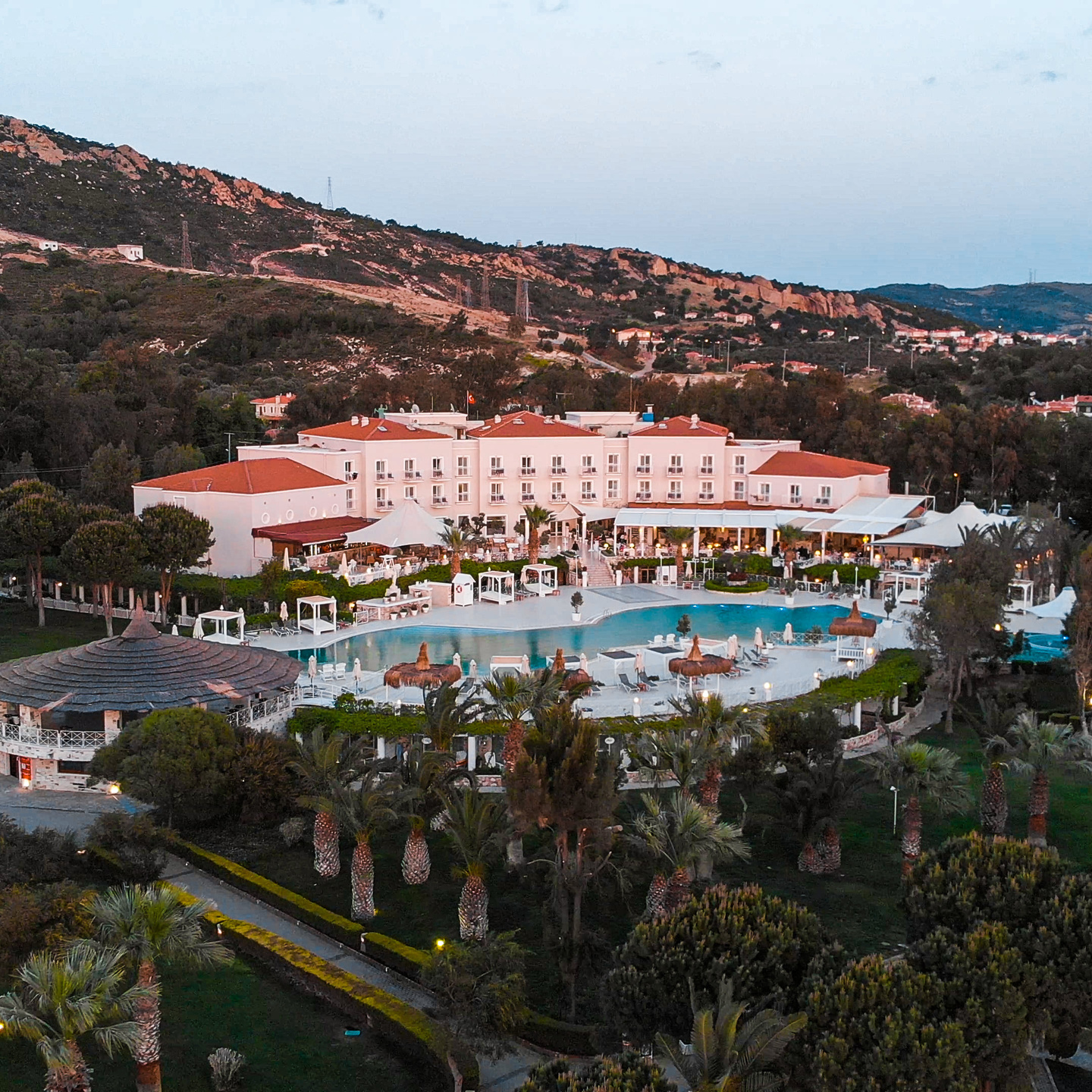 REAL ESTATE & BUSINESS. Ivan Skufinsky — wedding and family photographer in Vancouver