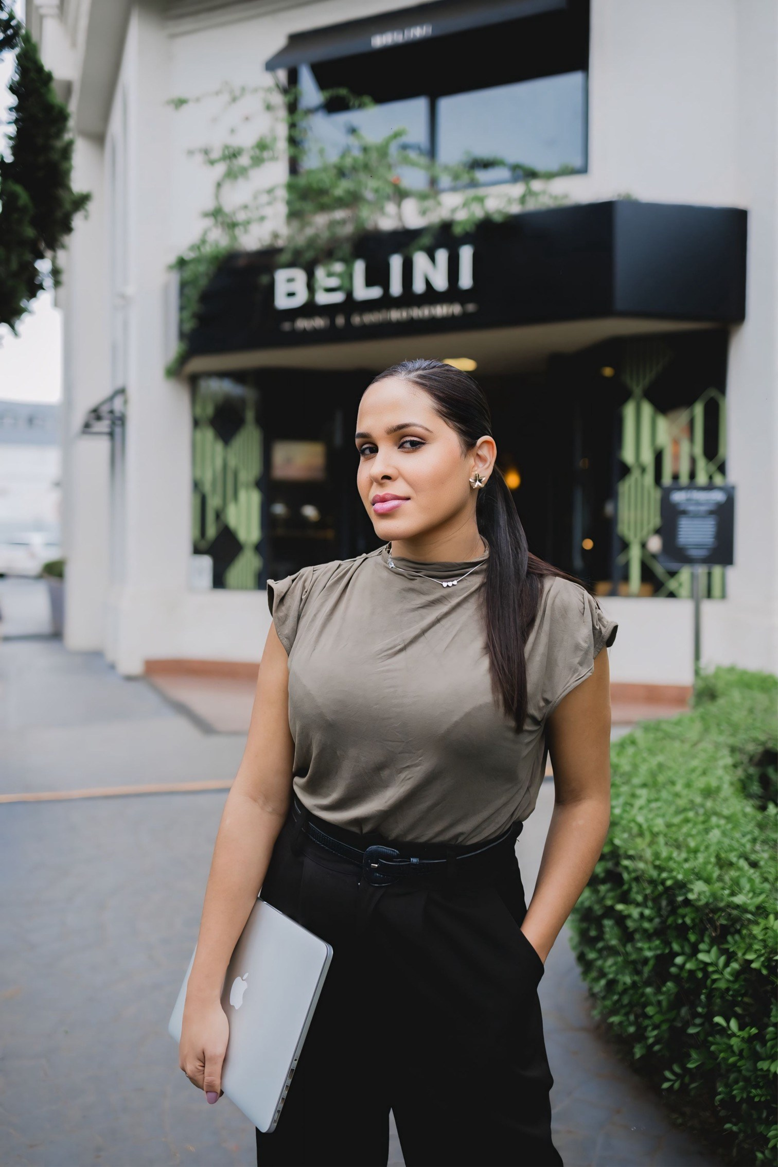 Sobre o fotógrafo. Fotógrafo de Brasília | Vini Fotógrafo: Especialista em Casamentos, Ensaios e Eventos