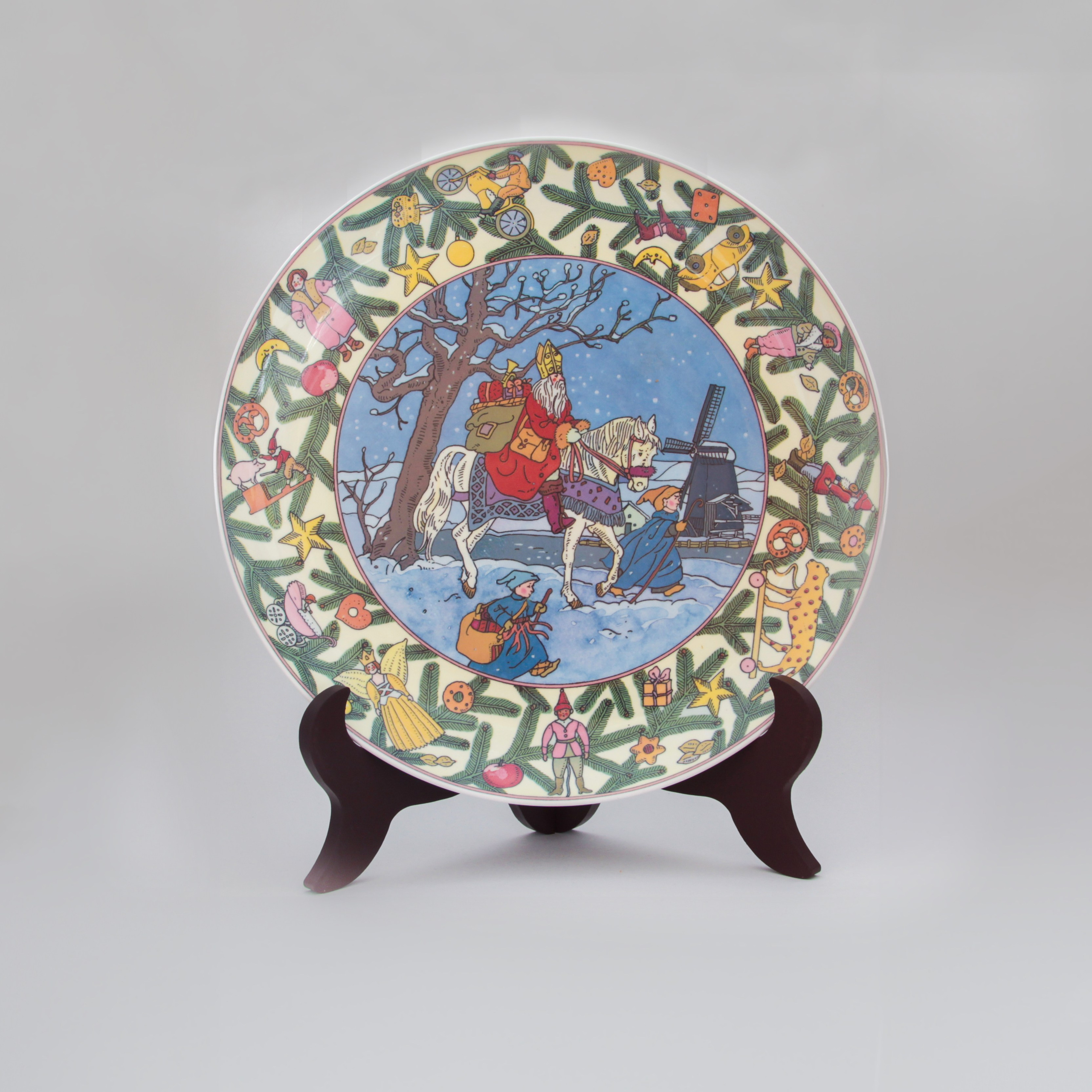 Vintage Decorative plate "Christmas in Holland" Manufactured by Villeroy & Boch Germany