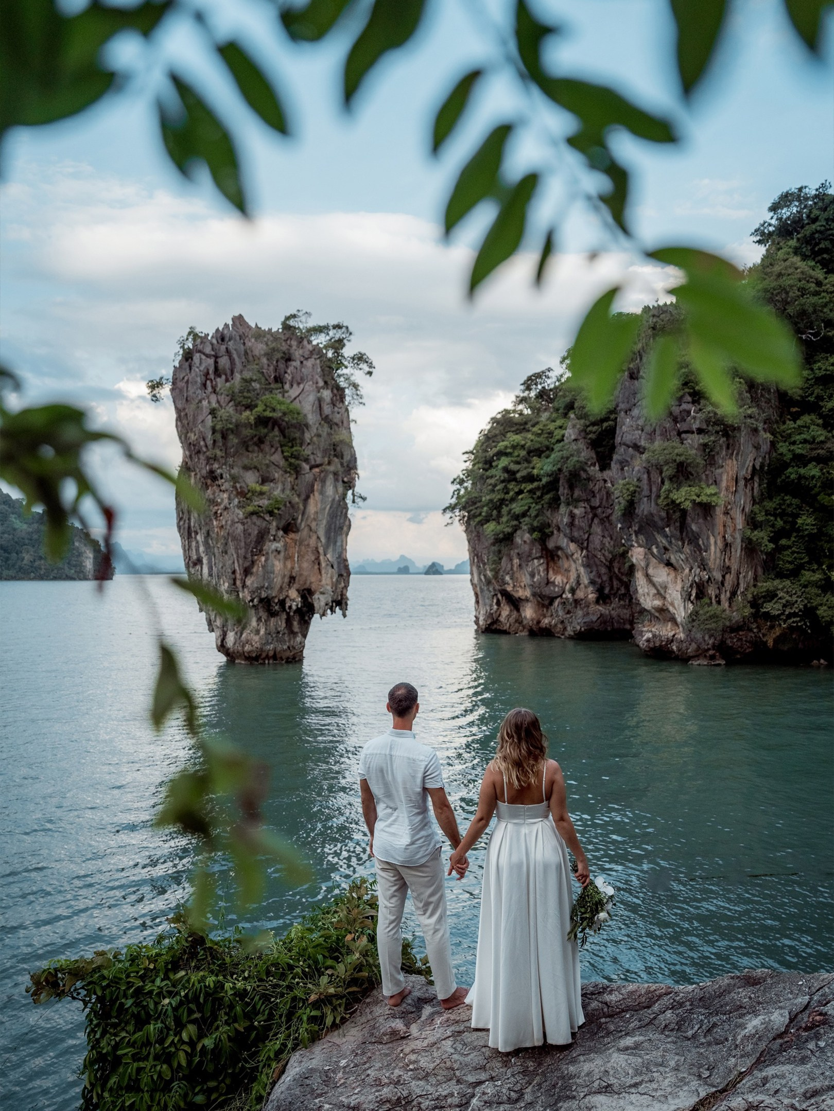 Price. Family, wedding and portrait photographer on the island of Phuket