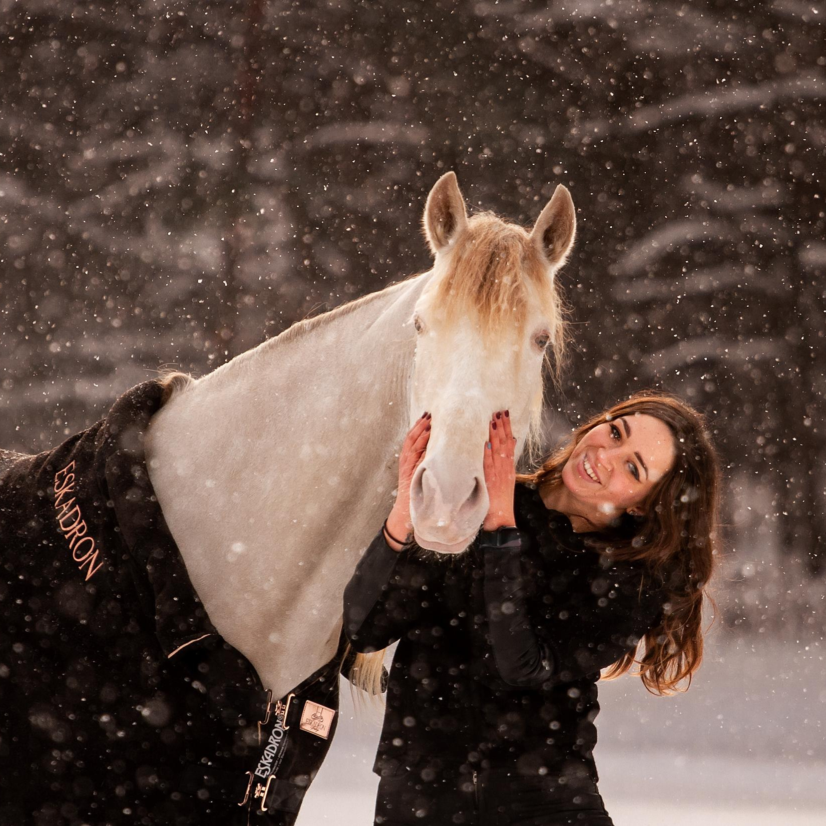 Contacts. Sports and portrait photographer in Riga