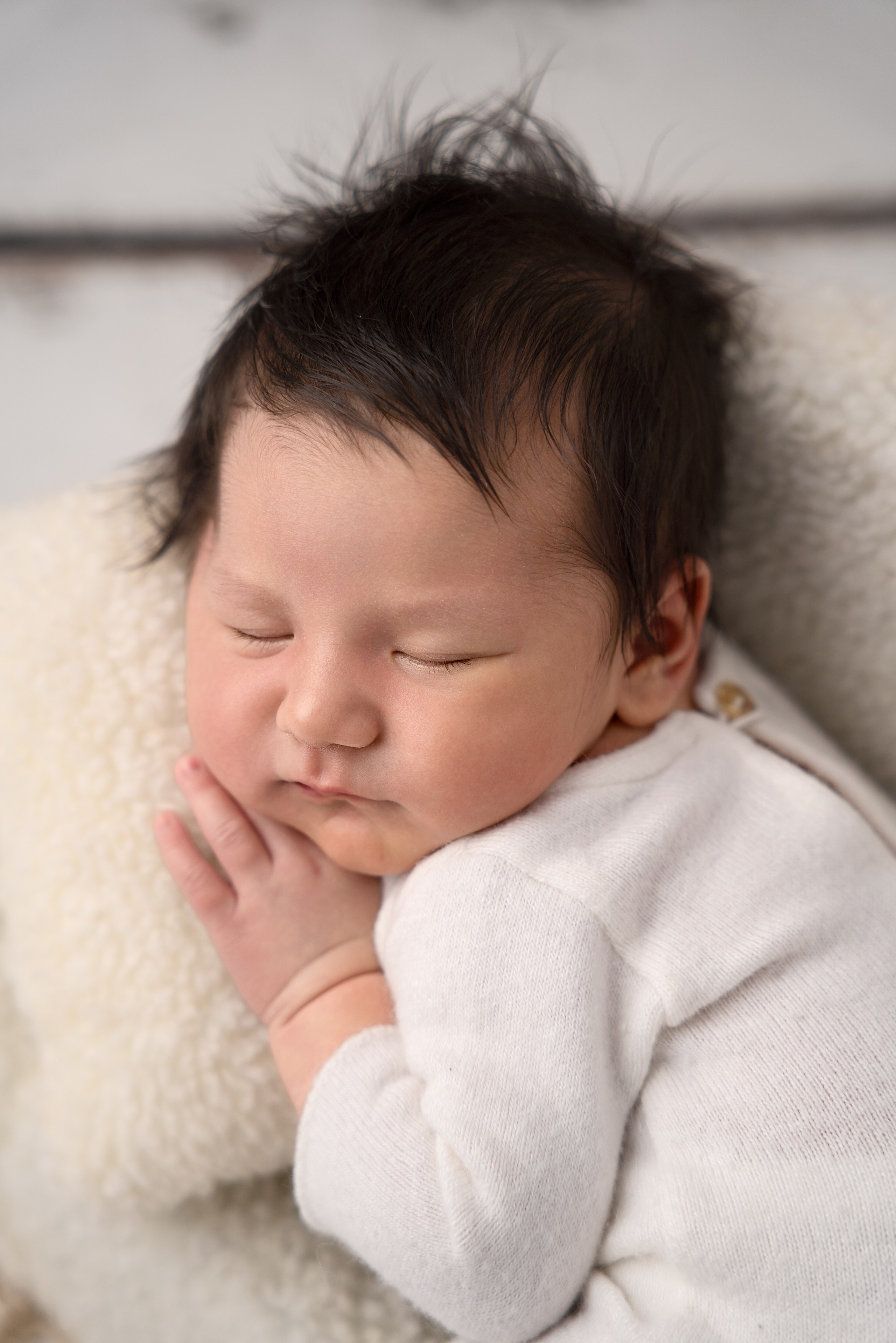 De ce să rezervi o ședință foto pentru nou-născut?. Fotograf maternitate, nou-născuți și familie în Cluj-Napoca | Roxana Rusu