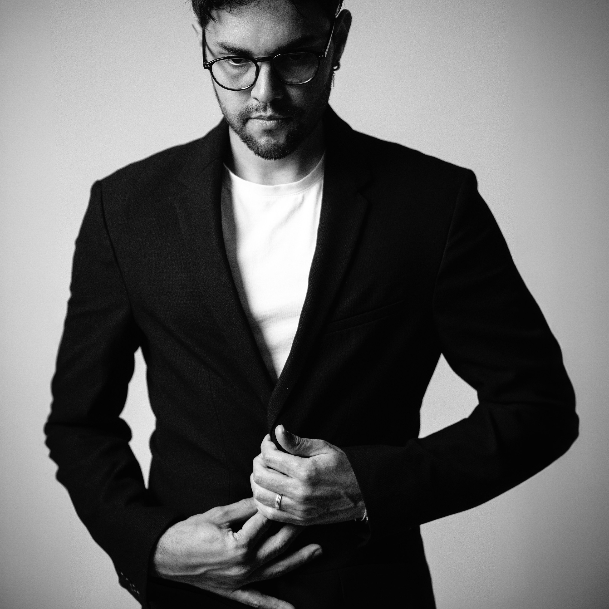 Фирменный чёрно-белый бизнес-портрет для руководителей