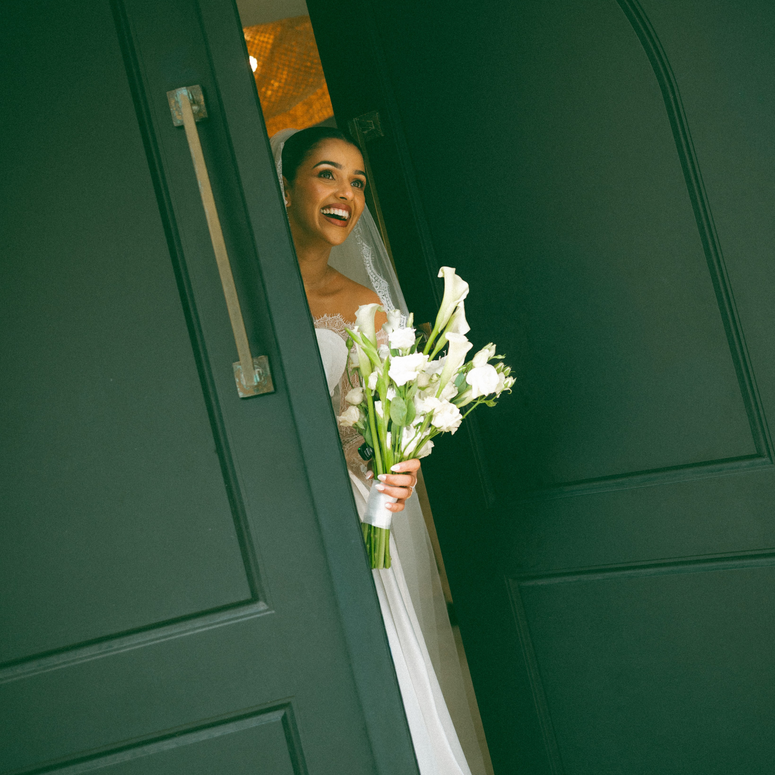 Wedding & Editorial Photographer | Anandshivadas