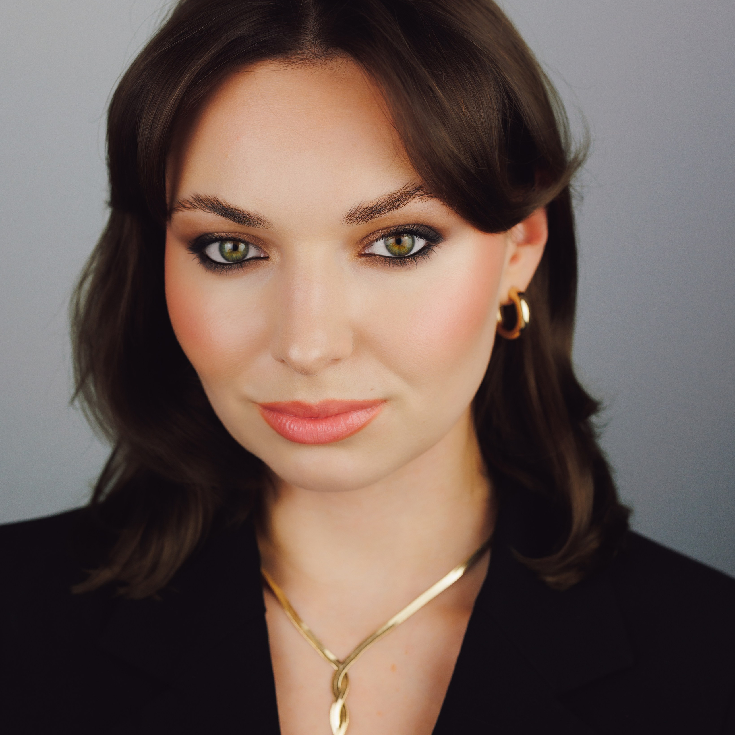 Kristina Kozheltsova- Soulful Portrait&Lifestyle&Love Story Photographer in Leipzig, Germany