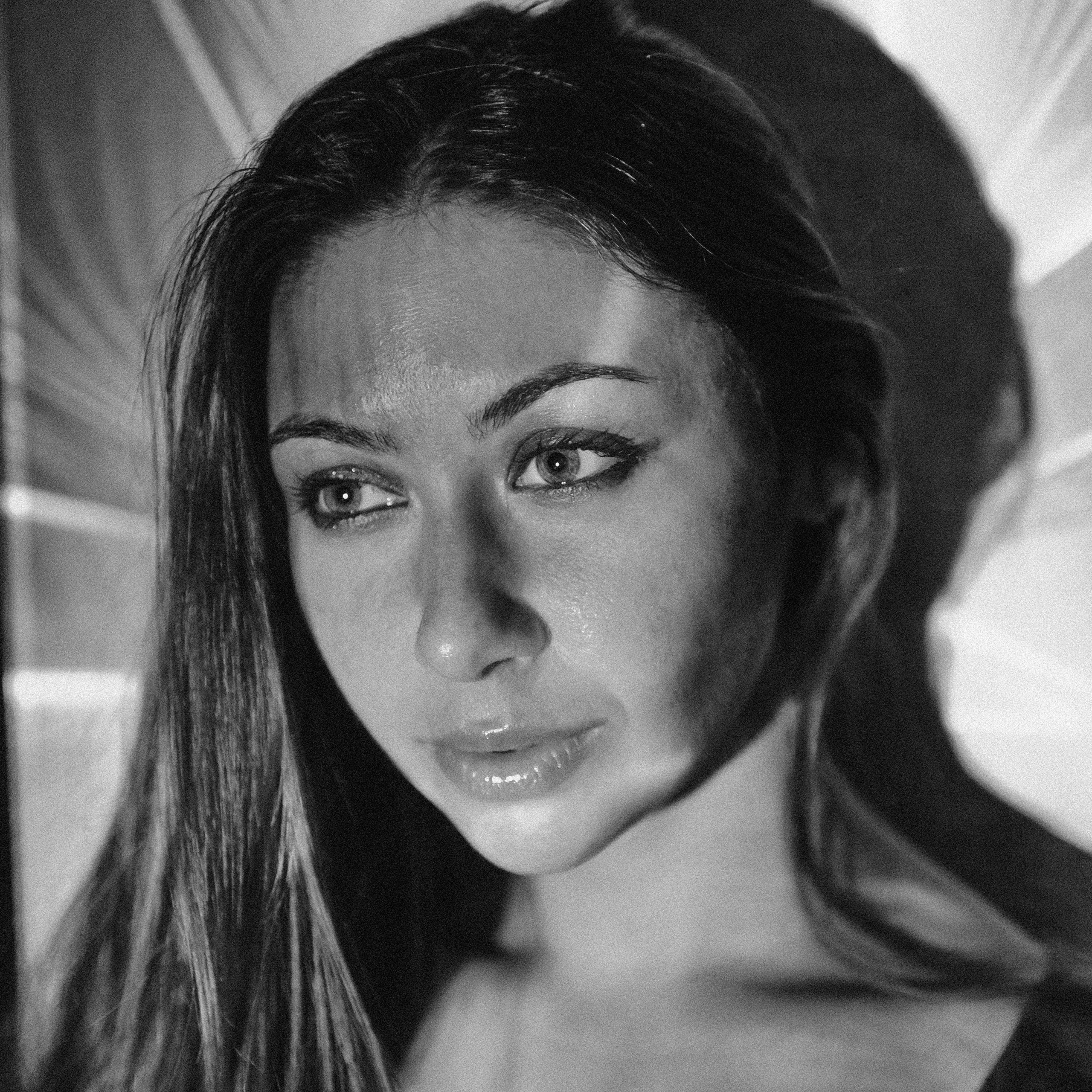 Bio. Lifestyle and wedding photographer in Dubai Valeria Kikvidze