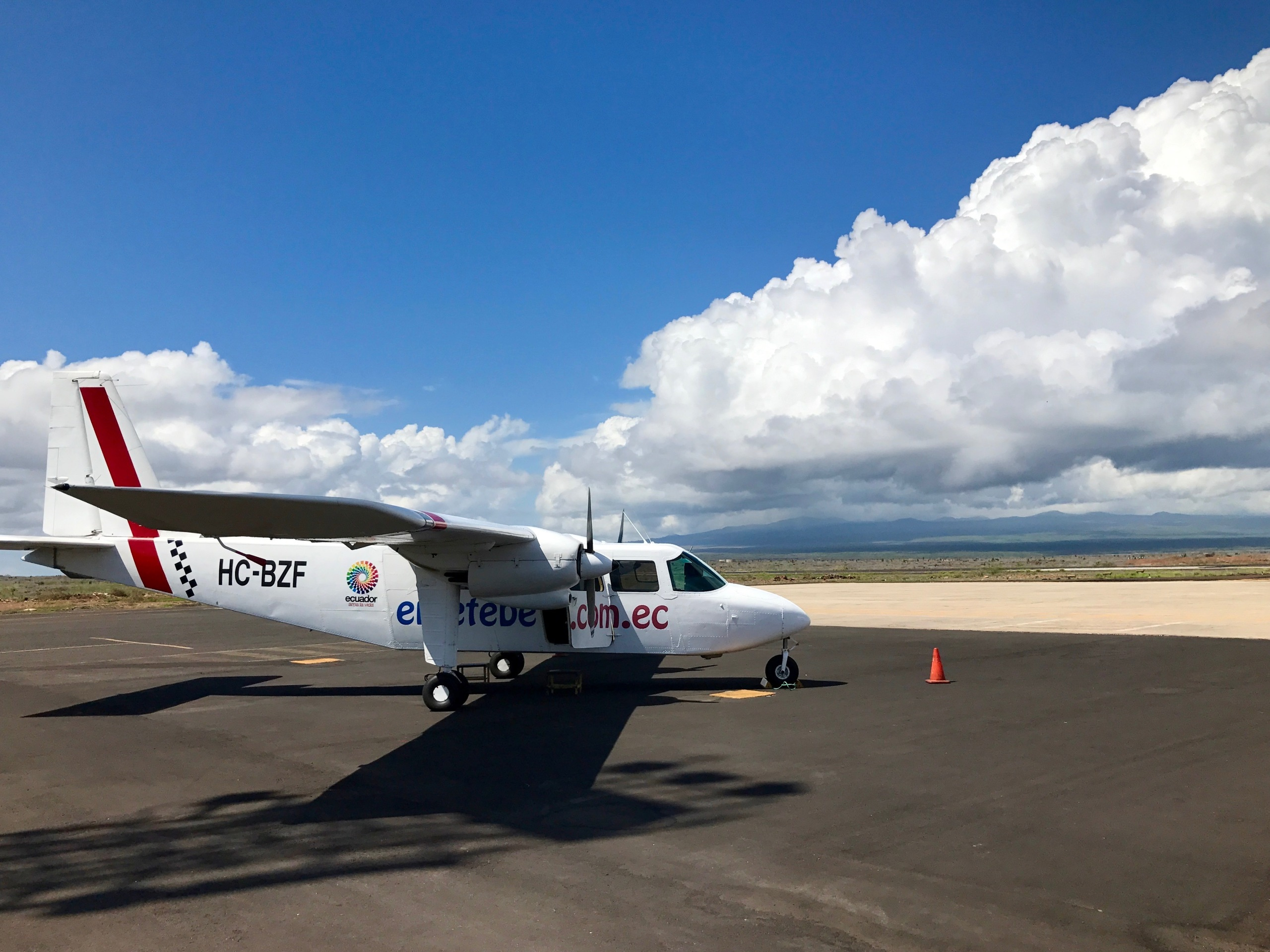 Galapagos. Milok et Kirok sont des gens positifs et réels. Nous serons ravis de v