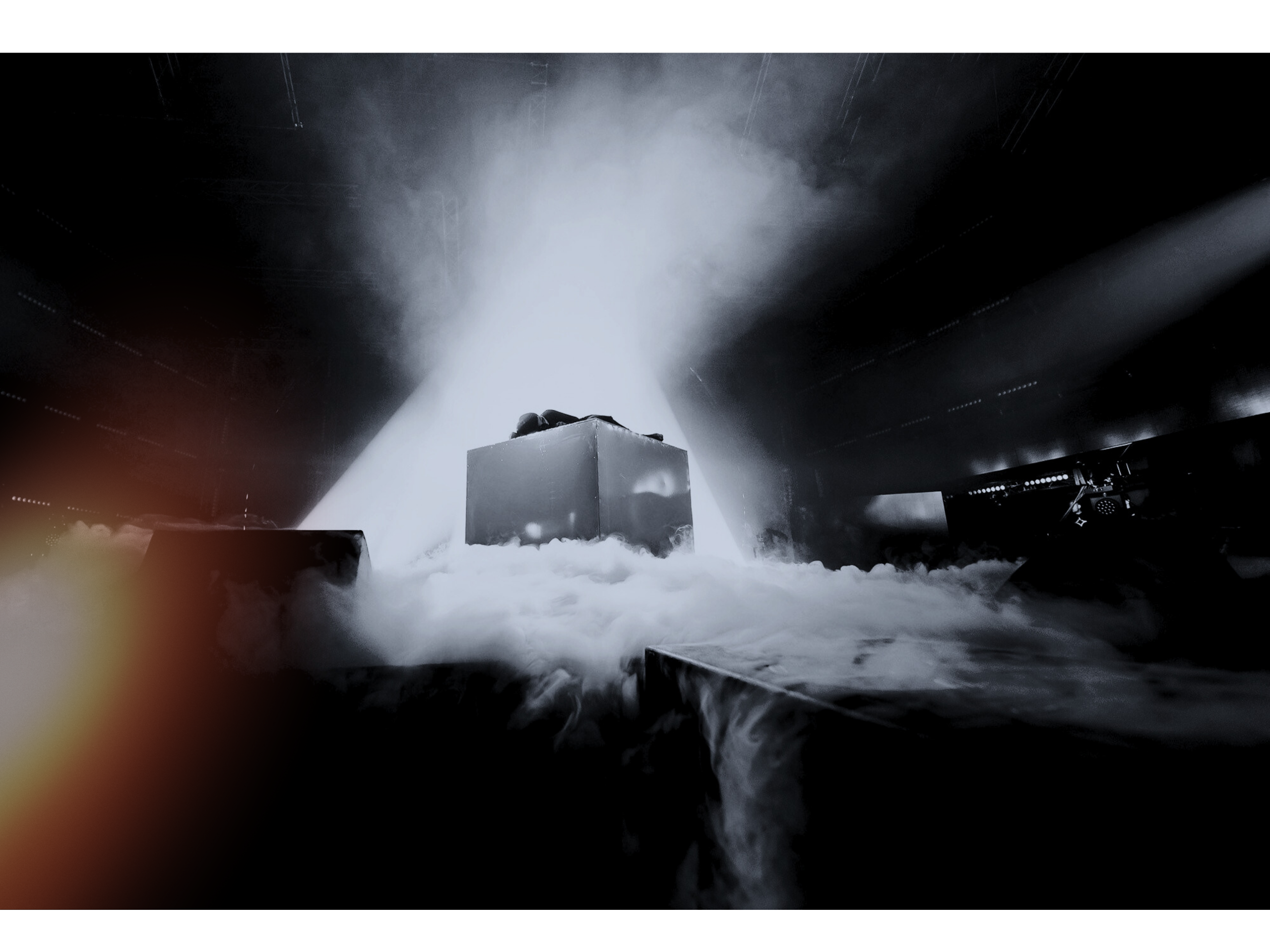 Архитектурная подсветка сцены