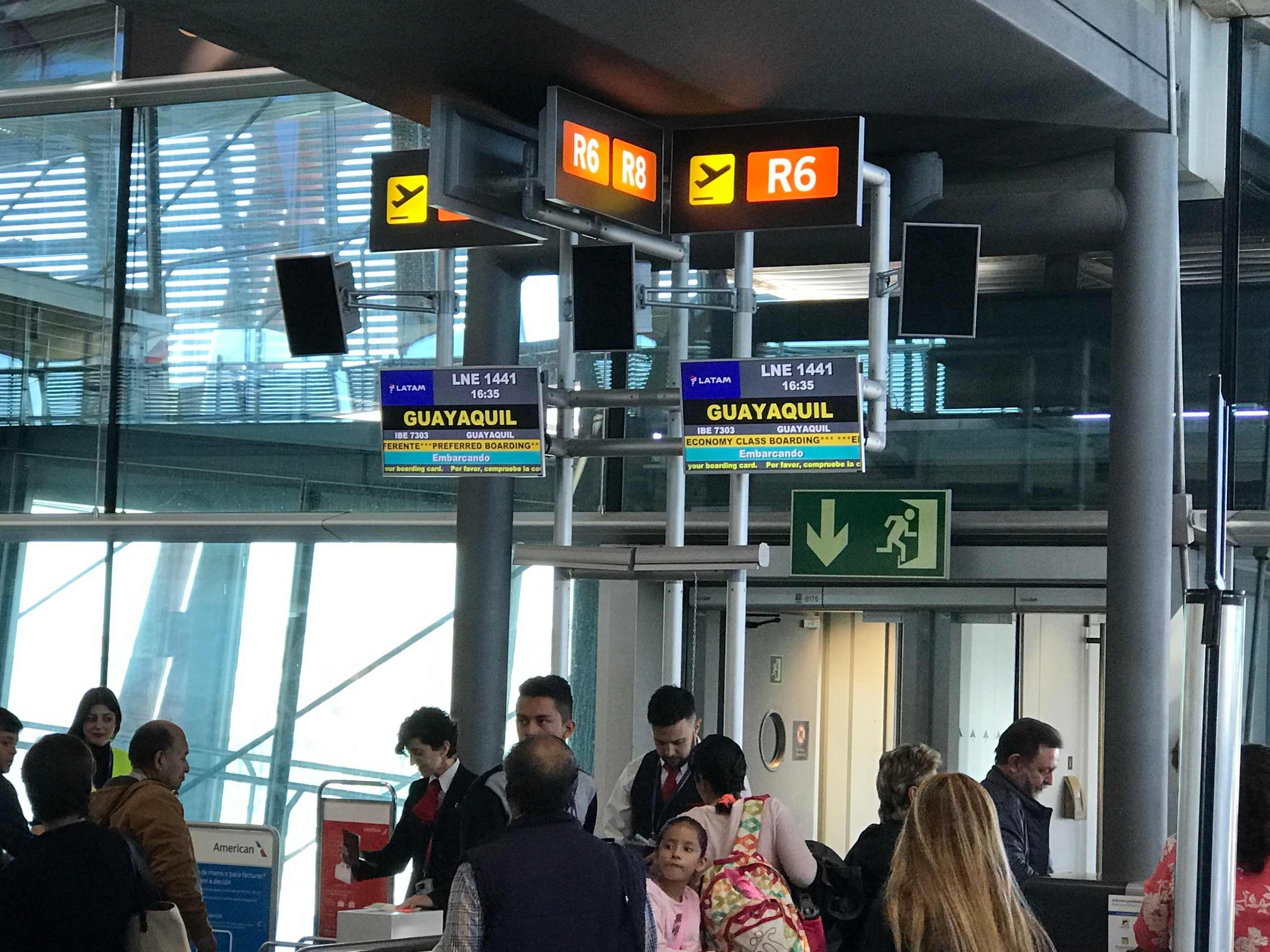 Galapagos. Milok et Kirok sont des gens positifs et réels. Nous serons ravis de v