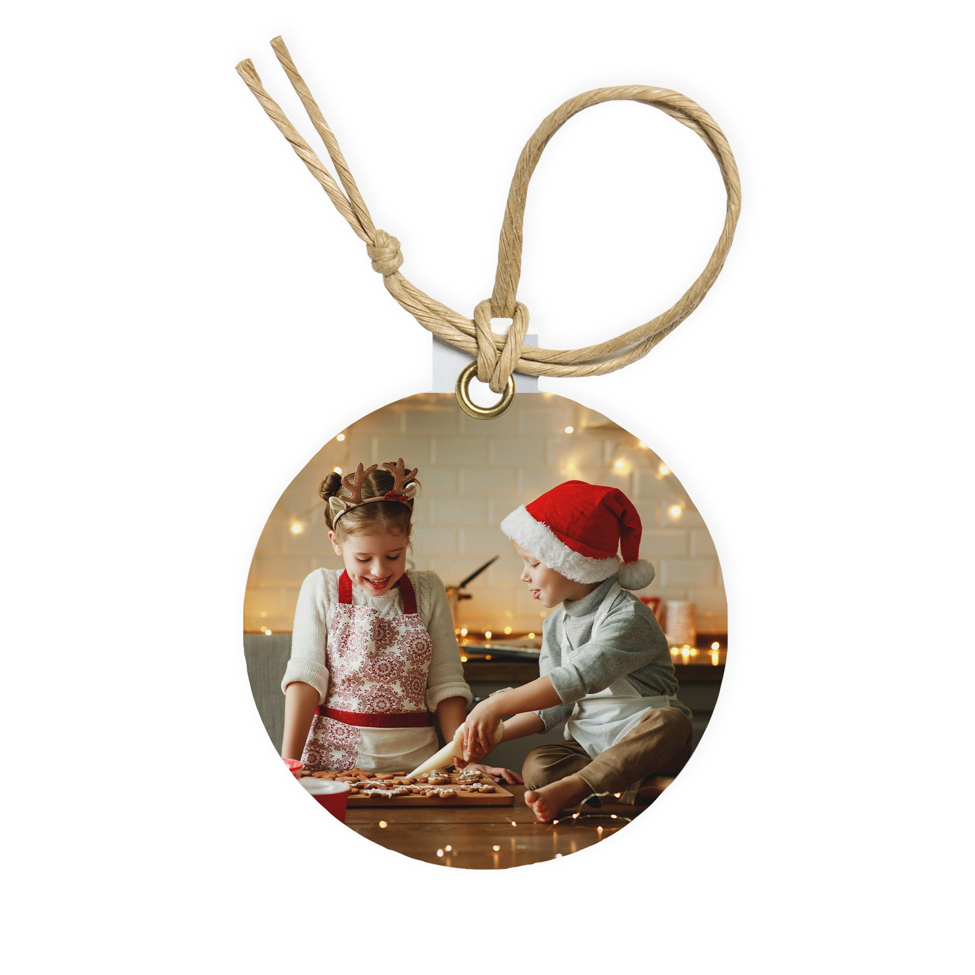 Adornos de madera personalizados con foto para el árbol de Navidad, añadiendo un toque único y sentimental a las decoraciones navideñas, con imágenes de las sesiones de Navidad de Rainbox