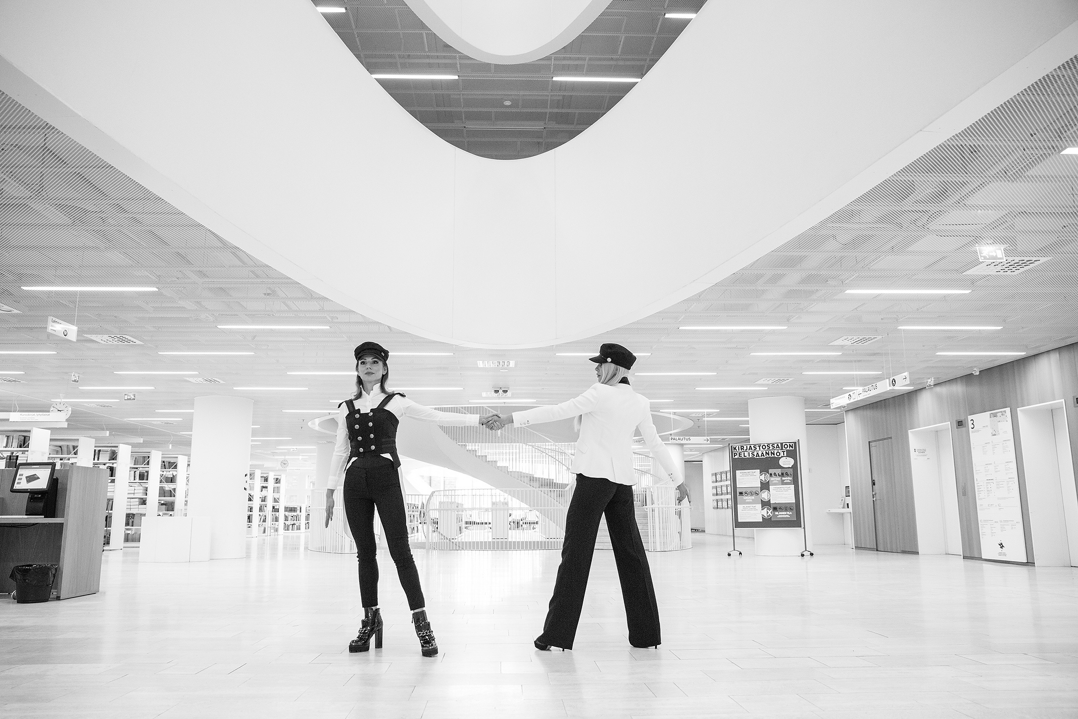 Kaverikuvaus yliopiston ja Rikhardinkadun kirjastoissa