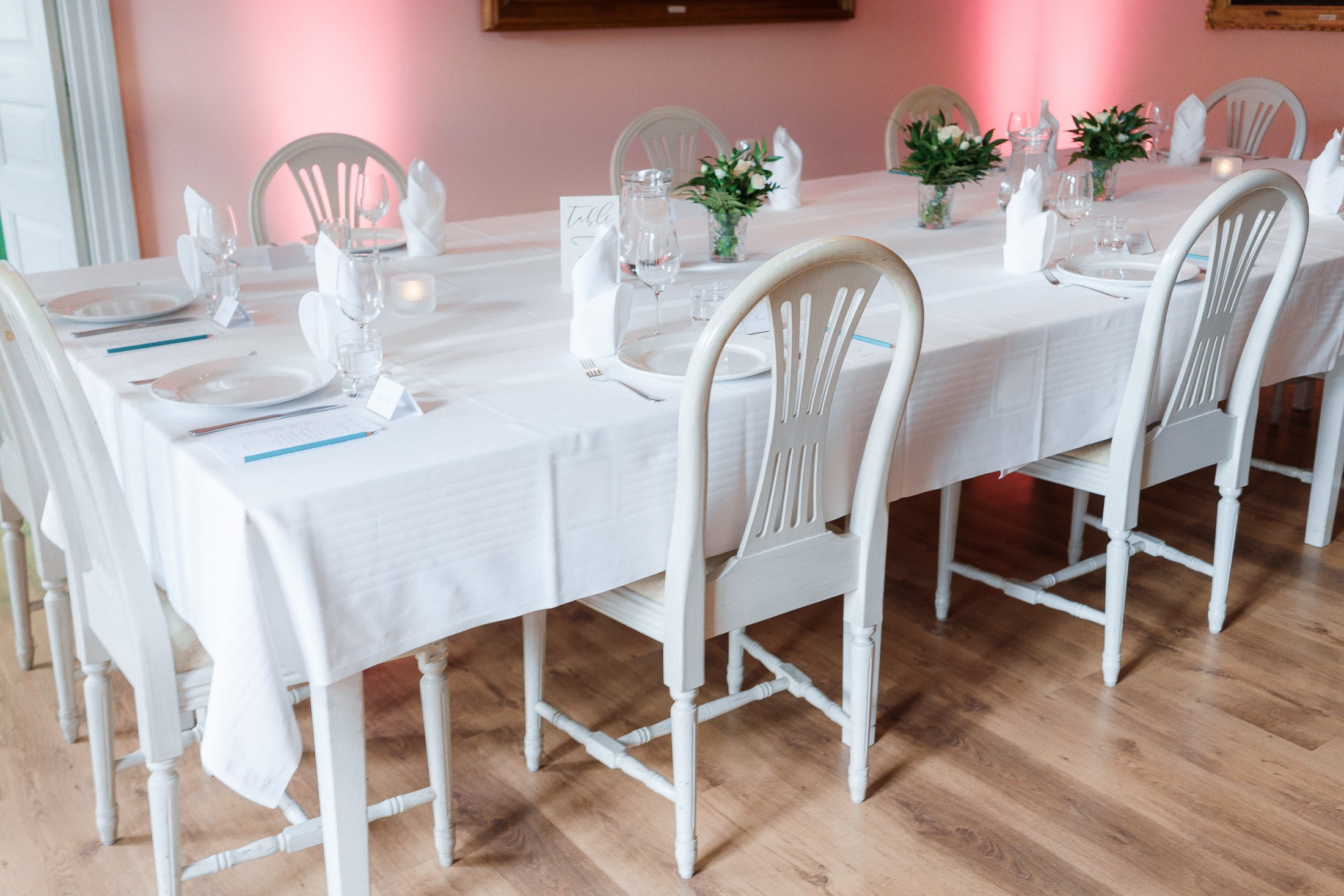 Hääkuvaajan neuvot hääjulhapaikan valinnasta