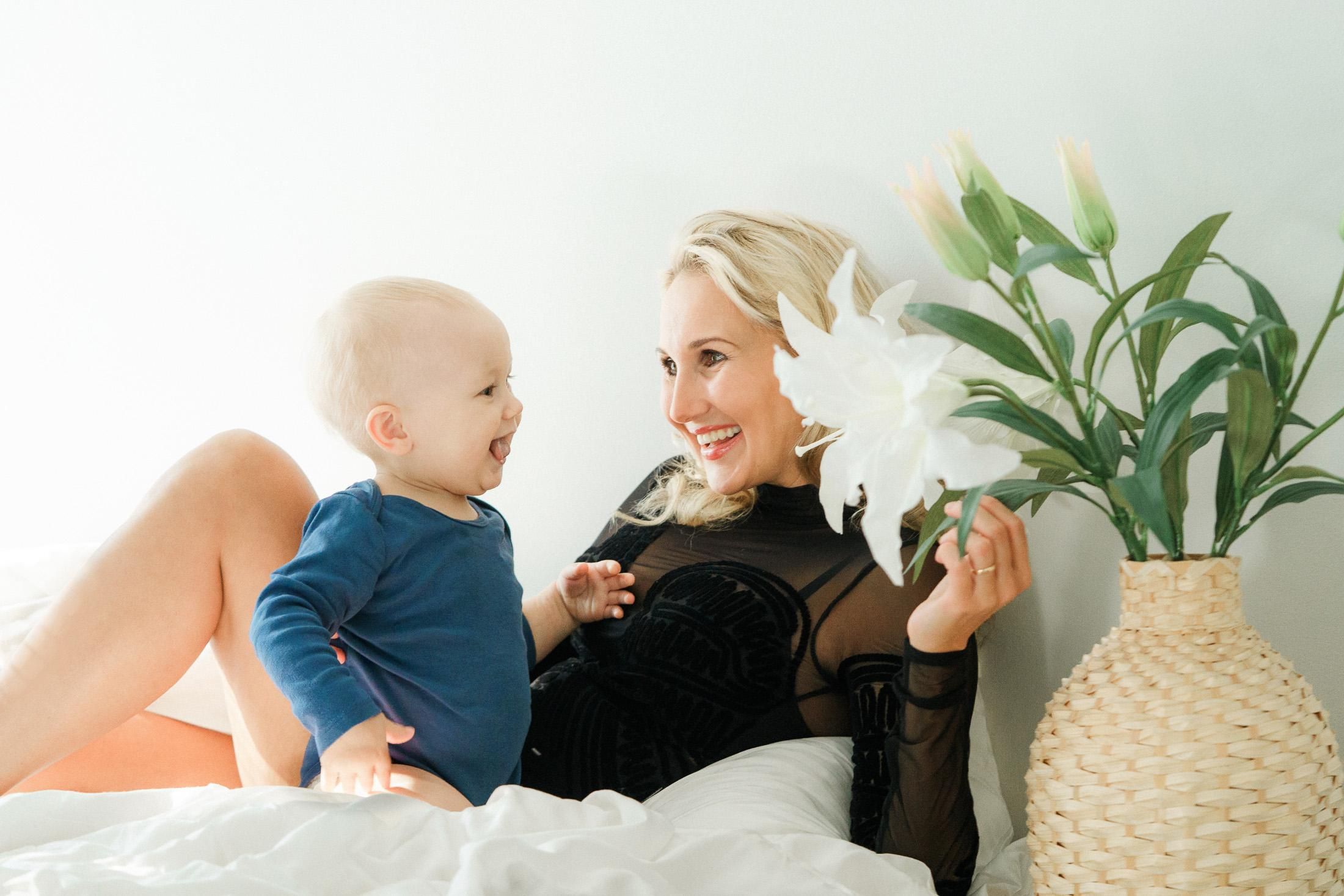 Äiti- lapsikuvaus asiakkaan kotona