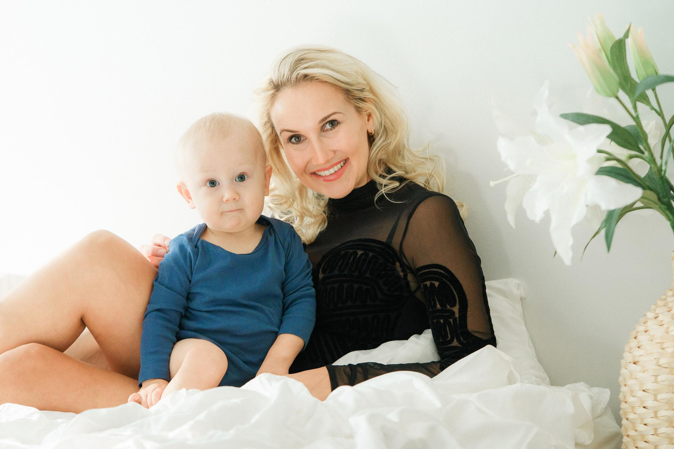 Äiti- lapsikuvaus asiakkaan kotona