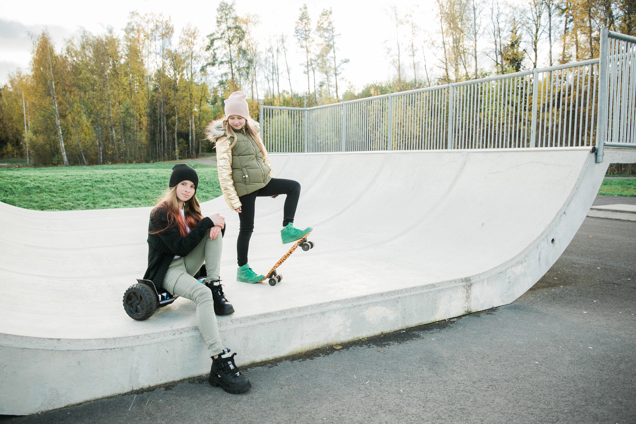 Kaverikuvaus syksyisessä Turussa